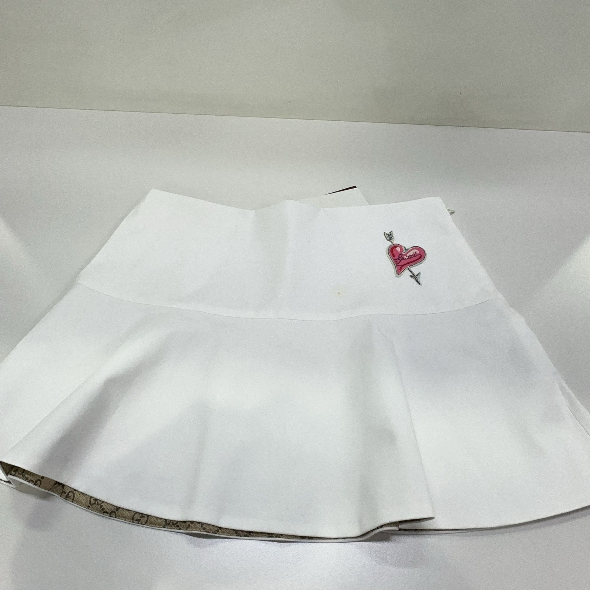 Gucci Gucci Heart Embroidery Mini Skirt Size 42 Size 28" / US 6 / IT 42 - 7 Thumbnail