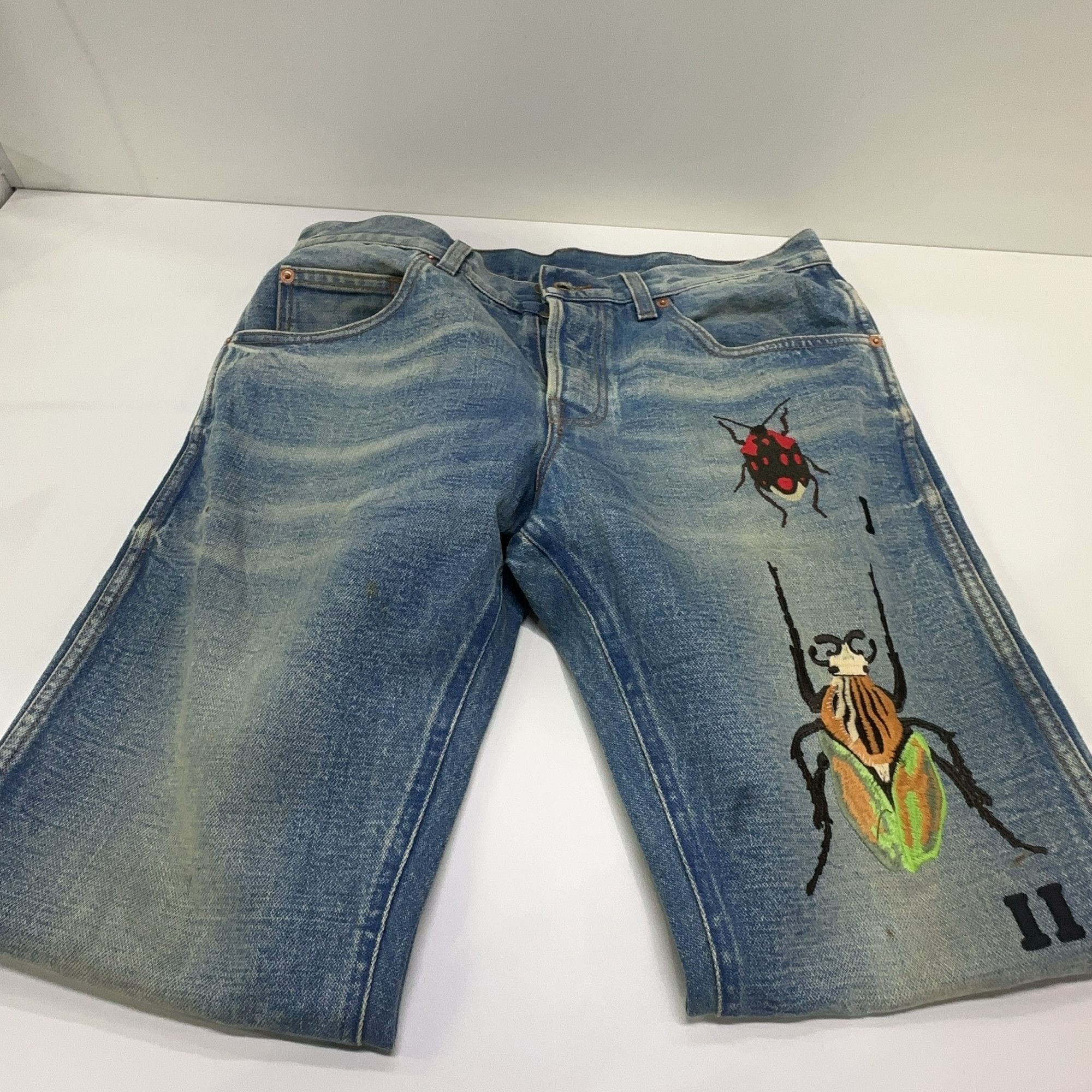 Gucci Gucci Insect Embroidered Denim Jeans Size 32 Size US 32 / EU 48 - 7 Thumbnail