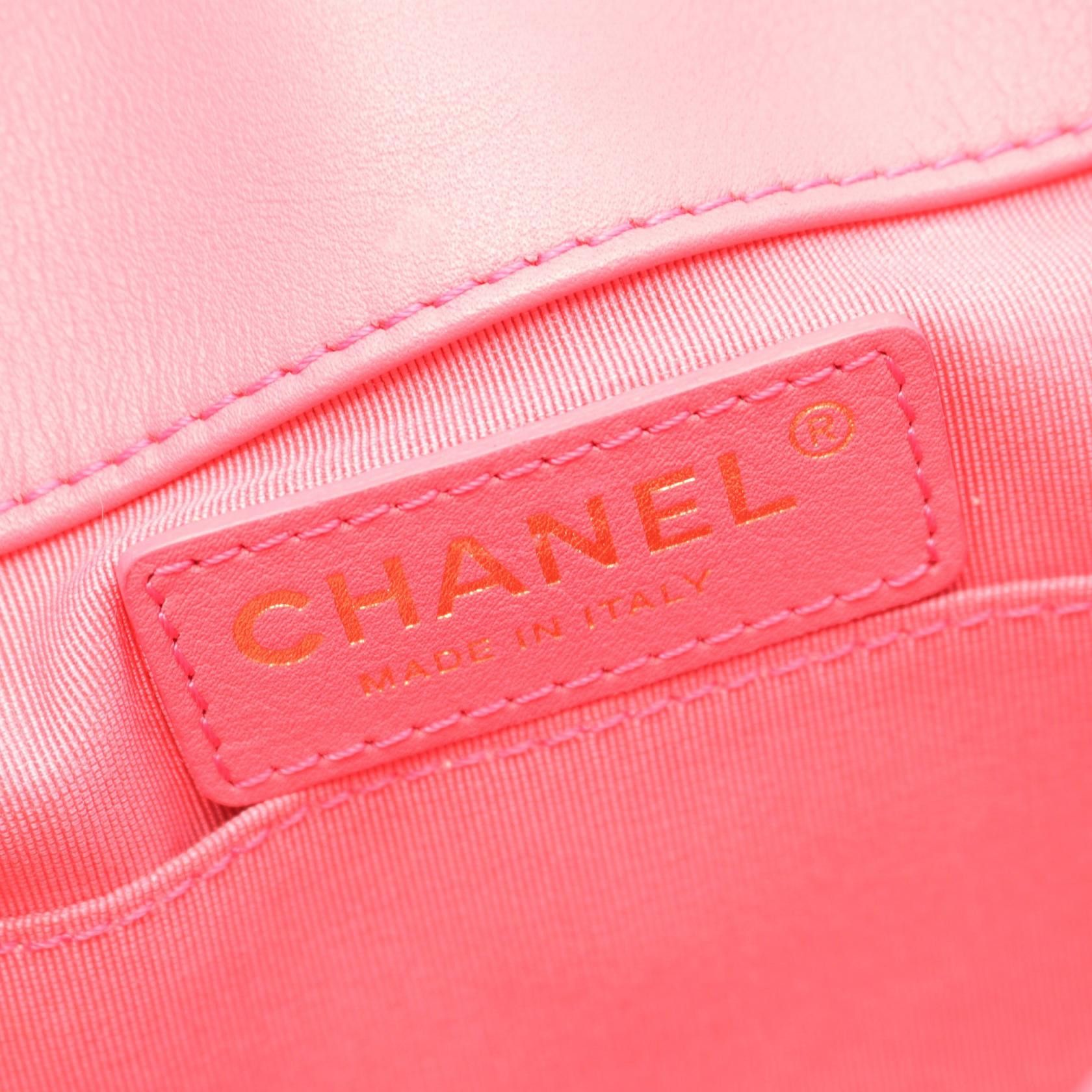 Chanel Chanel CHANEL Matelasse Lambskin Shoulder Bag Leather Shoulder Bag AS2232 DUTY FREE for USA Size ONE SIZE - 4 Thumbnail