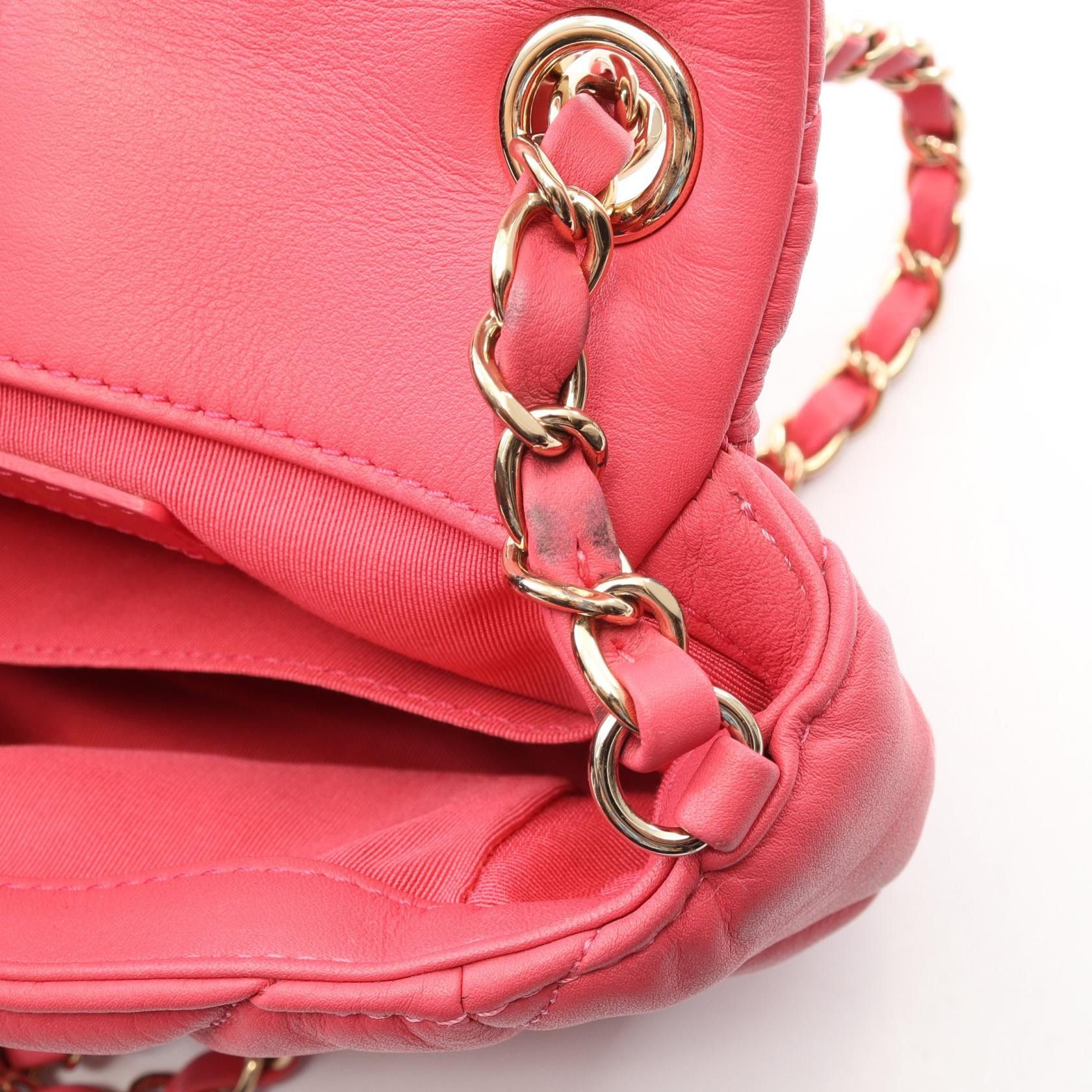 Chanel Chanel CHANEL Matelasse Lambskin Shoulder Bag Leather Shoulder Bag AS2232 DUTY FREE for USA Size ONE SIZE - 9 Thumbnail