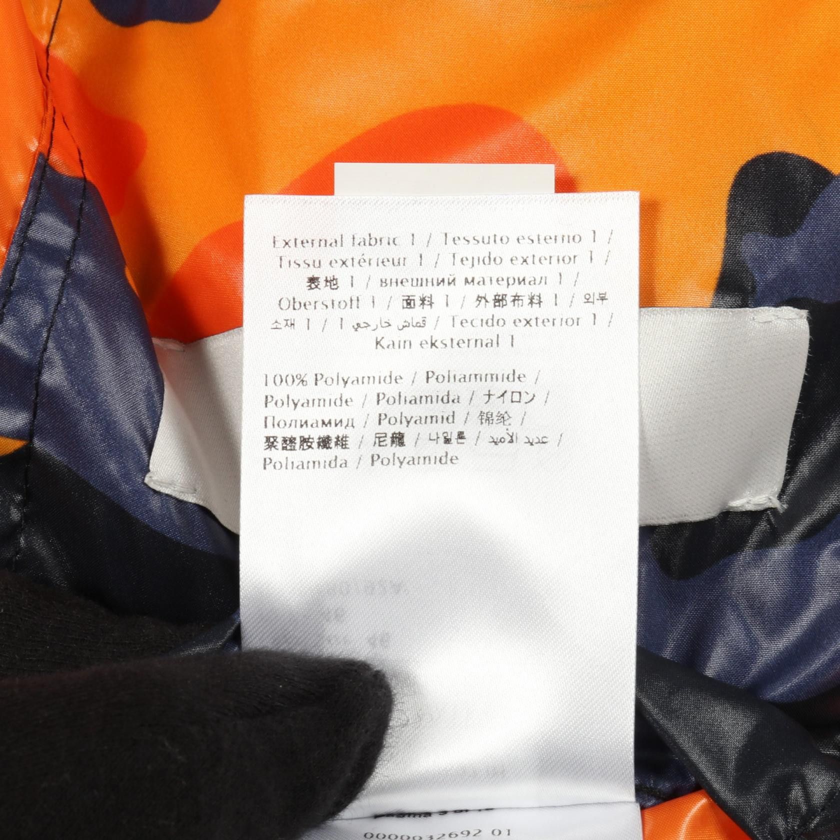 Valentino Valentino Valentino Down Jacket Textile Outerwear DUTY FREE for USA Size ONE SIZE - 5 Thumbnail