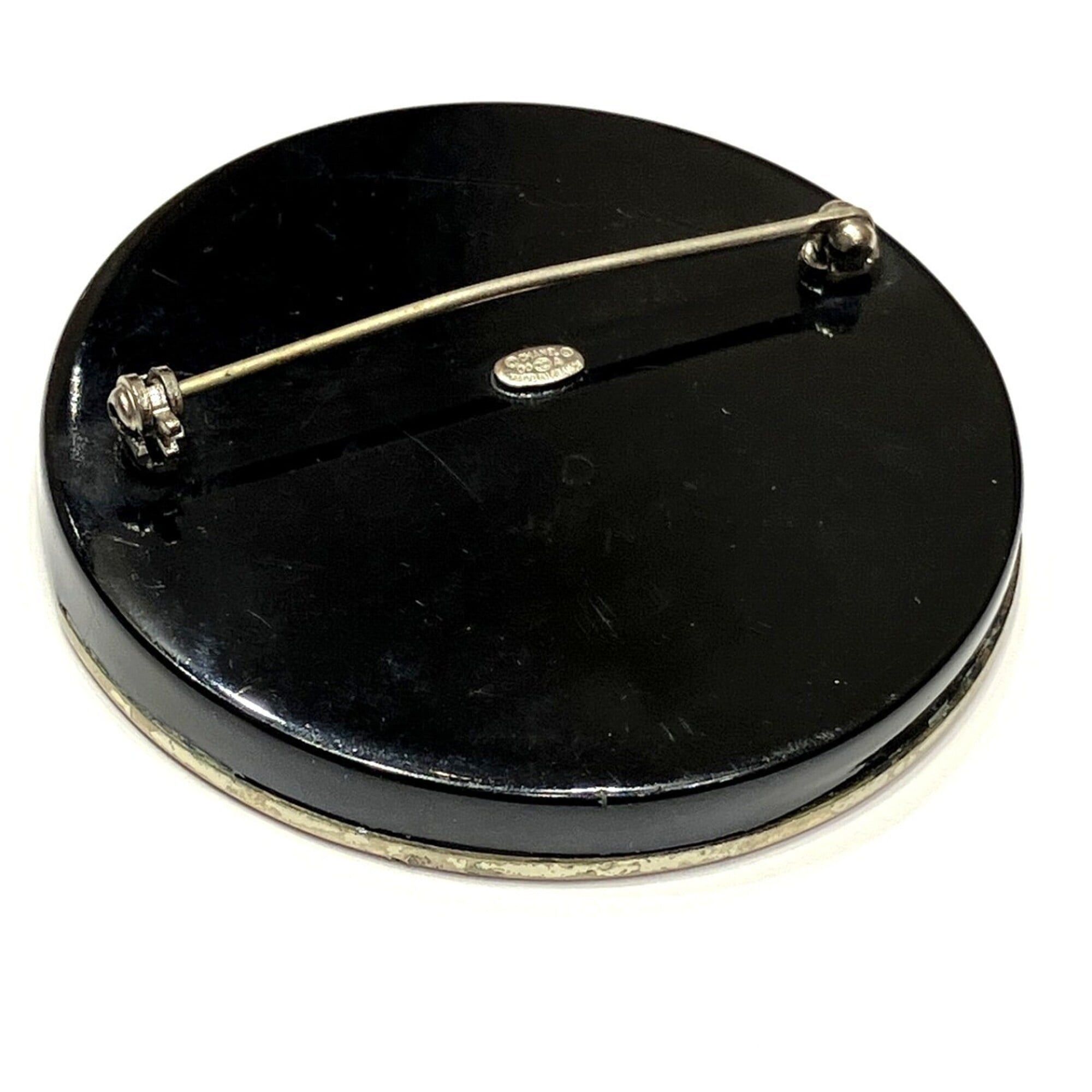Chanel Chanel brooch accessory with logo. Total weight: 25g. Size ONE SIZE - 4 Thumbnail