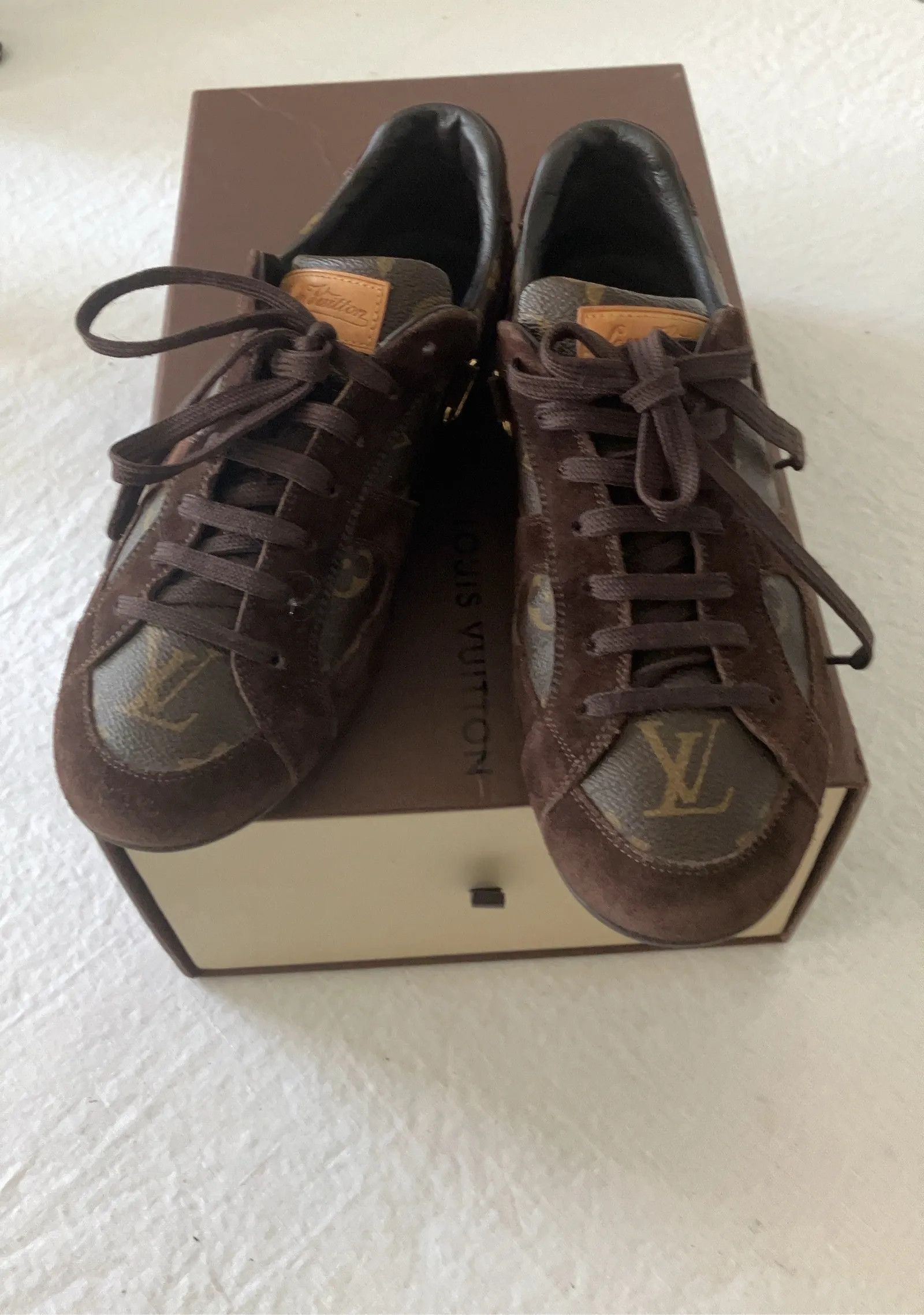 Louis Vuitton Louis Vuitton Globe trotter sneakers Sneakers Size US 7 / IT 37 - 4 Thumbnail