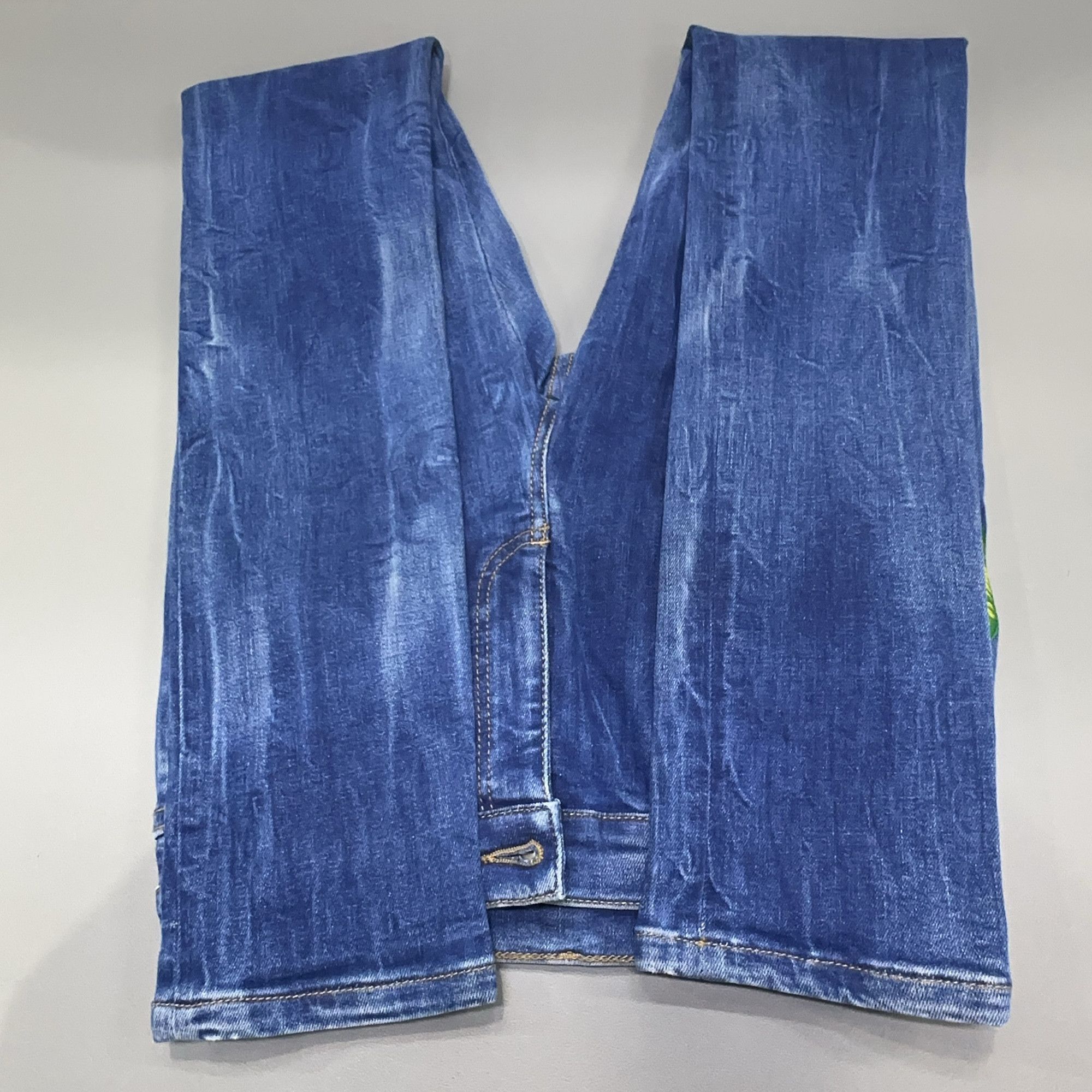 Gucci Gucci Floral Embroidered Jeans Size 24 Size 24" / US 00 / IT 34 - 10 Thumbnail