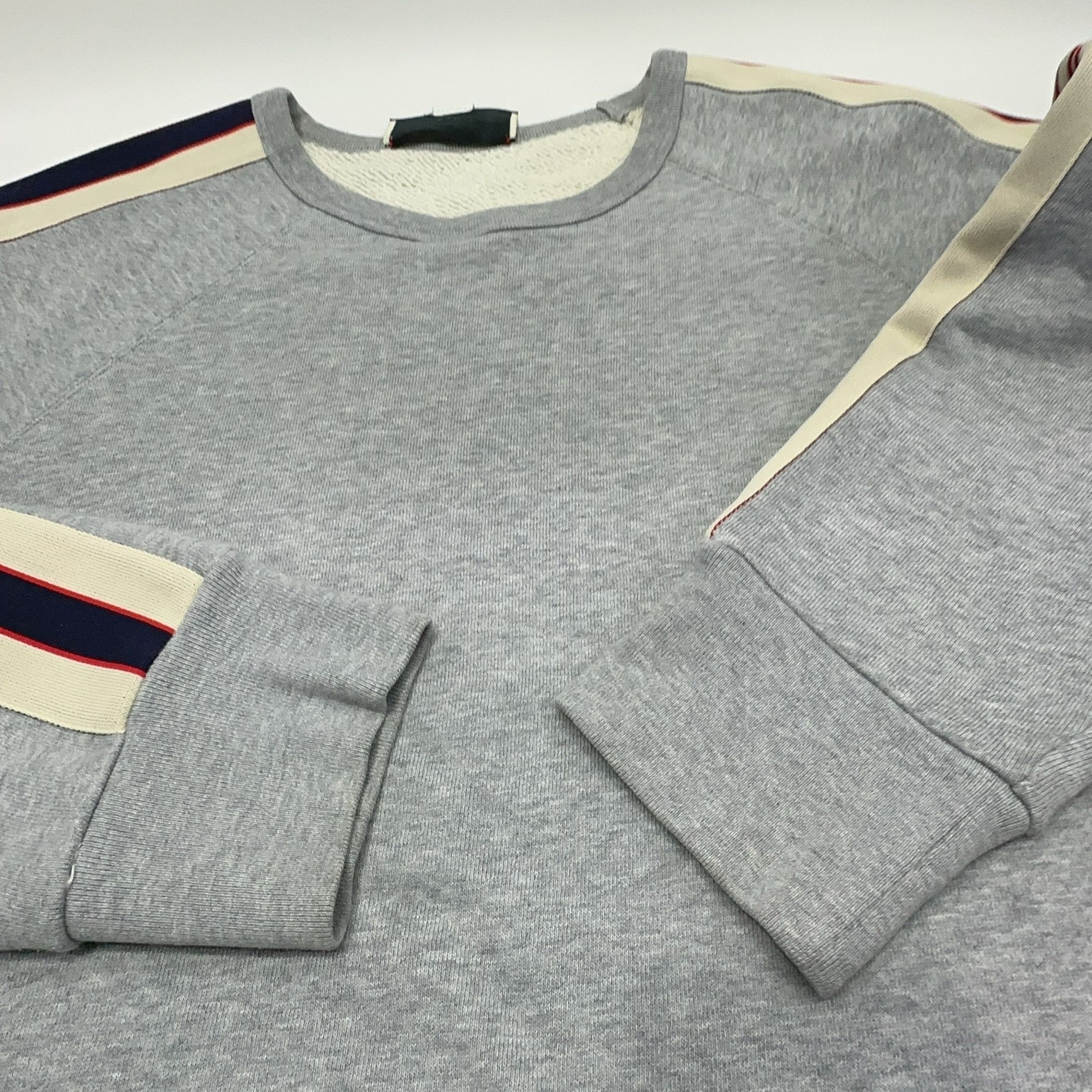 Gucci Gucci Logo Side Stripe Sweatshirt Size L Size US L / EU 52-54 / 3 - 11 Thumbnail