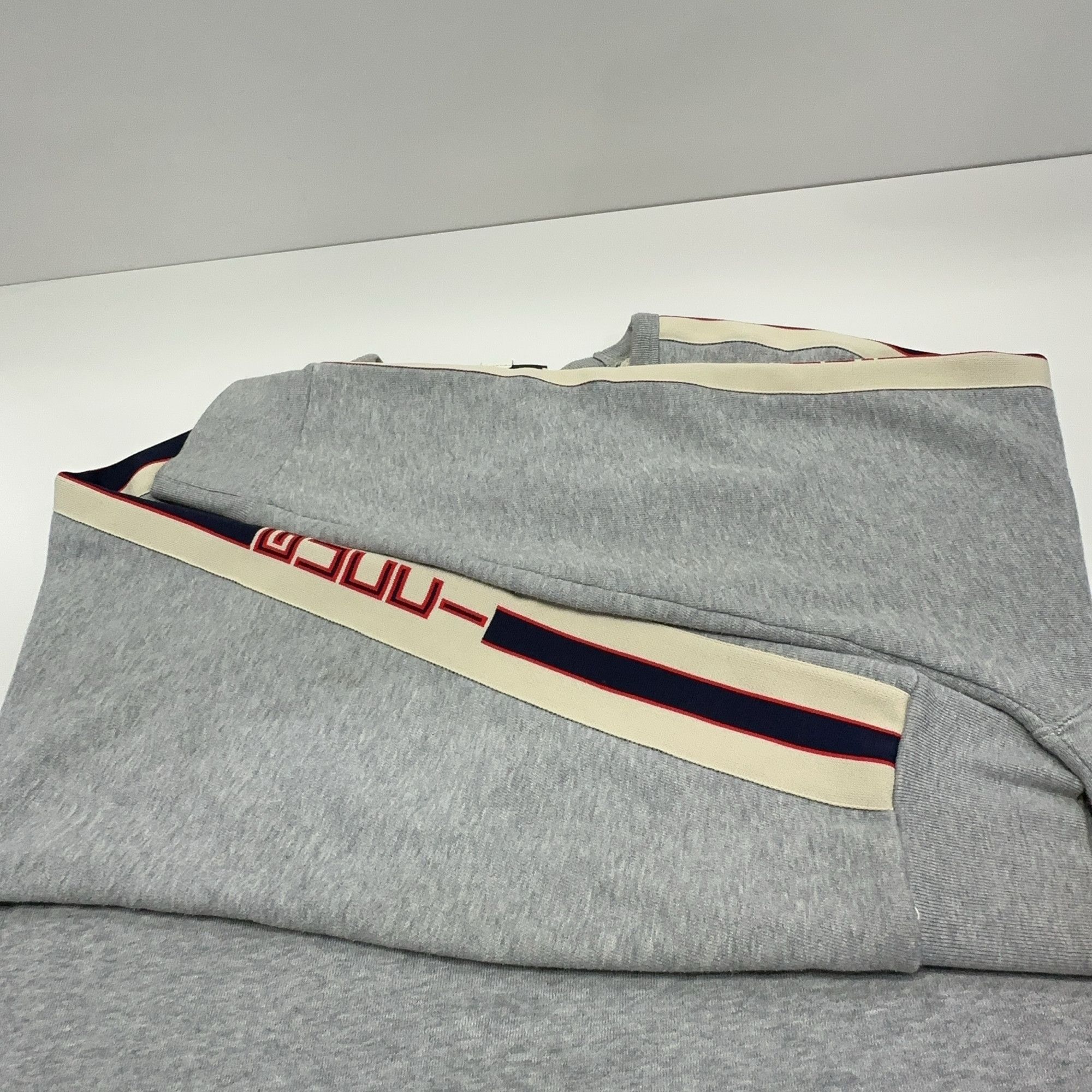 Gucci Gucci Logo Side Stripe Sweatshirt Size L Size US L / EU 52-54 / 3 - 10 Thumbnail
