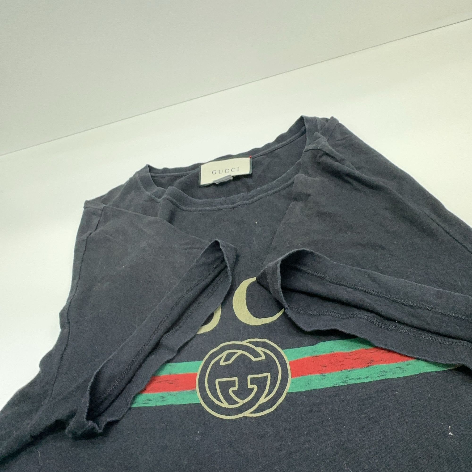 Gucci Gucci Logo Print T-Shirt Size S Size US S / EU 44-46 / 1 - 13 Thumbnail