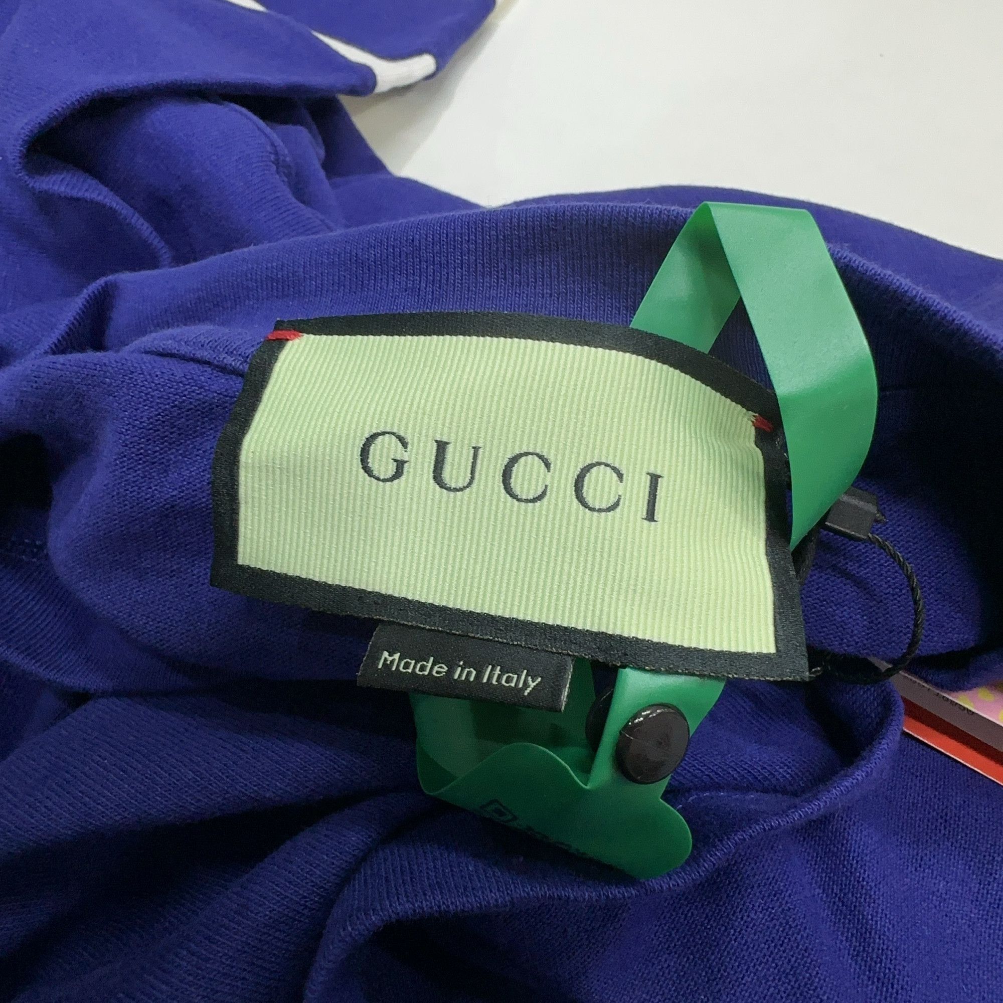 Gucci Gucci Heart Apple Print T-Shirt Size M Size US M / EU 48-50 / 2 - 7 Thumbnail