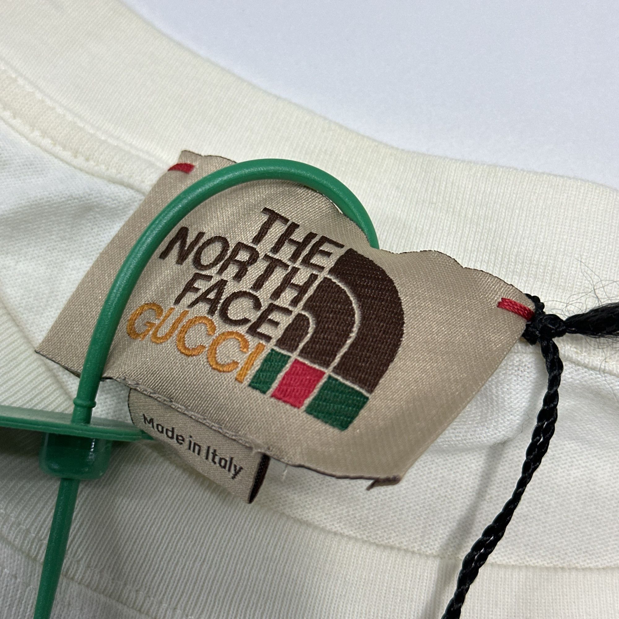 Gucci Gucci x The North Face Logo T-Shirt Size L Size US L / EU 52-54 / 3 - 4 Thumbnail