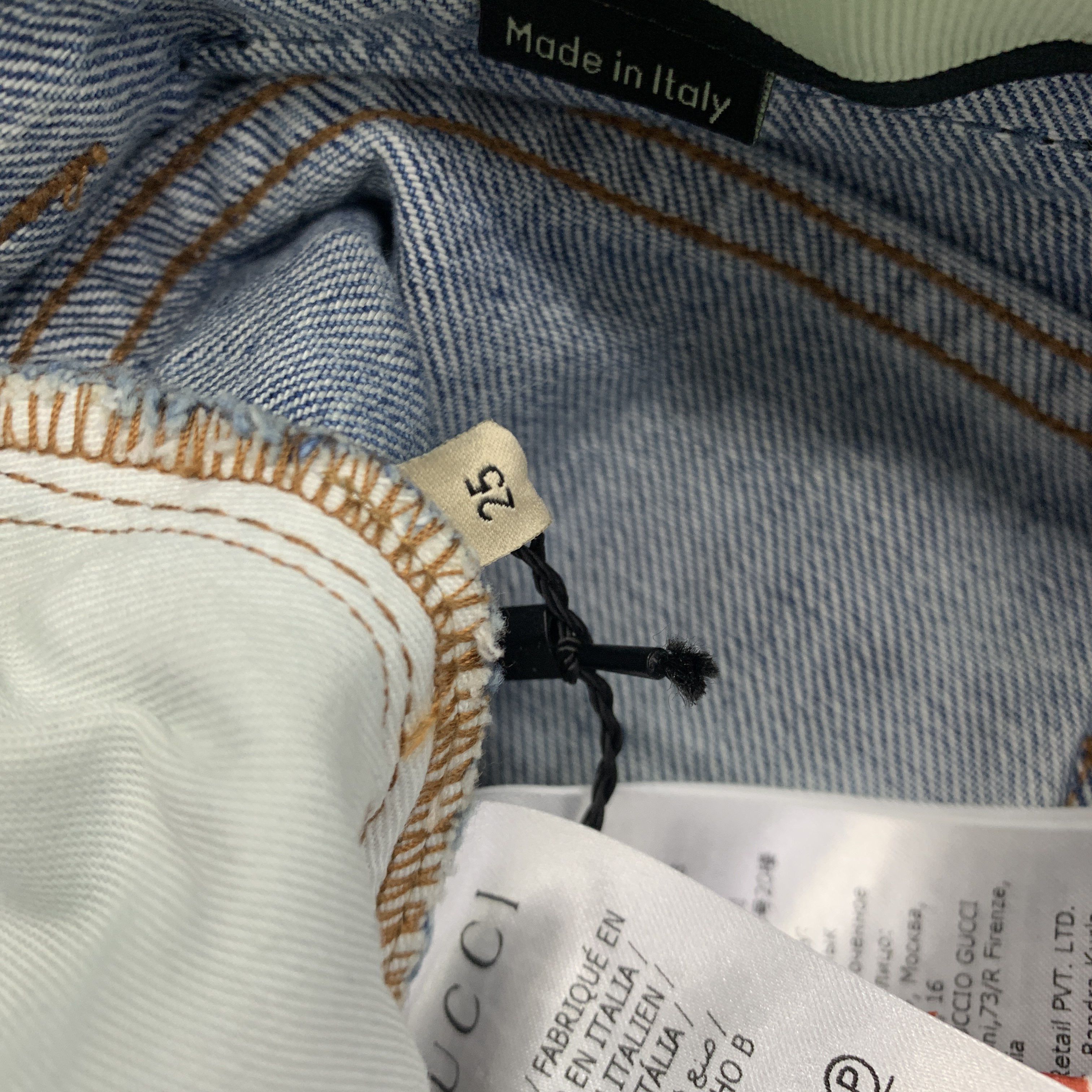 Gucci GUCCI Washed Logo Jeans Size 25 Size 25" / US 0 / IT 36 - 2 Thumbnail