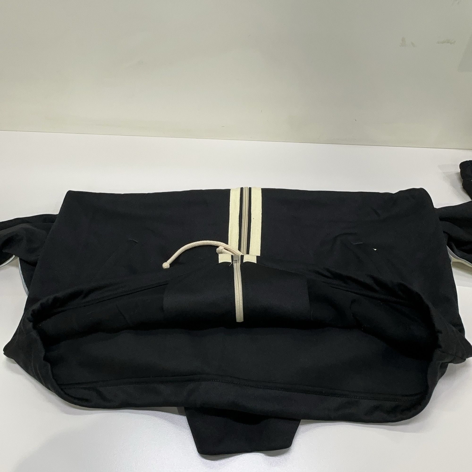 Gucci Gucci Interlocking G Track Jacket XS Size US XS / EU 42 / 0 - 8 Thumbnail
