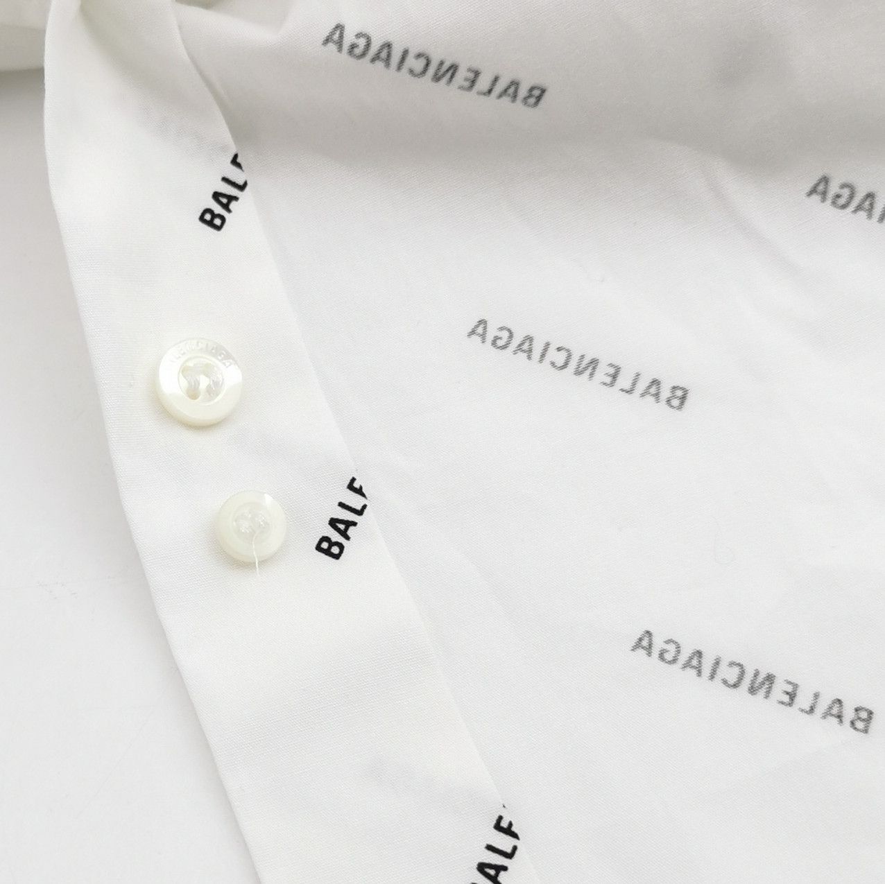 Balenciaga Balenciaga Men xs Button Ups Size US XS / EU 42 / 0 - 3 Thumbnail