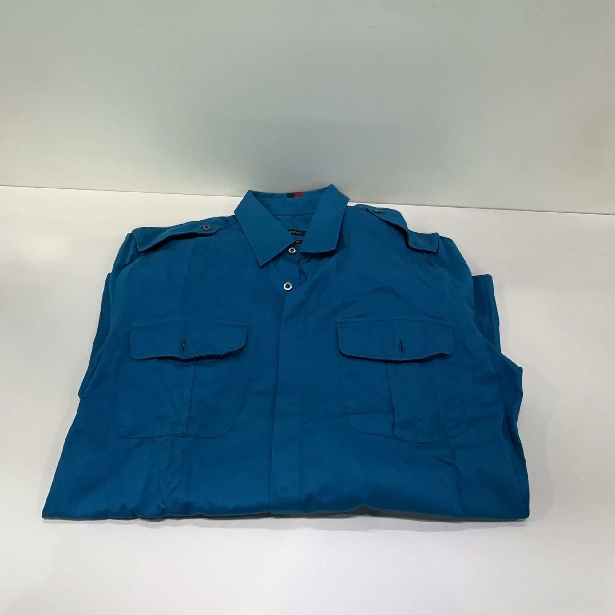 Gucci Gucci Military Style Button Up Shirt Size 38 Size US S / EU 44-46 / 1 - 9 Thumbnail