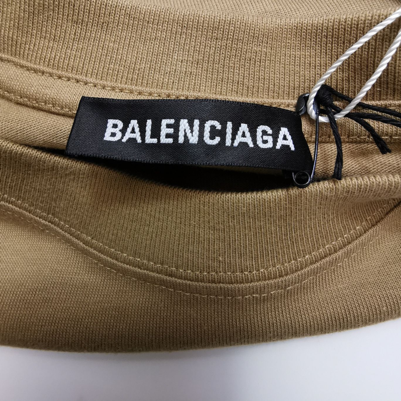 Balenciaga Balenciaga Men m Short Sleeve Shirts Size US M / EU 48-50 / 2 - 5 Thumbnail