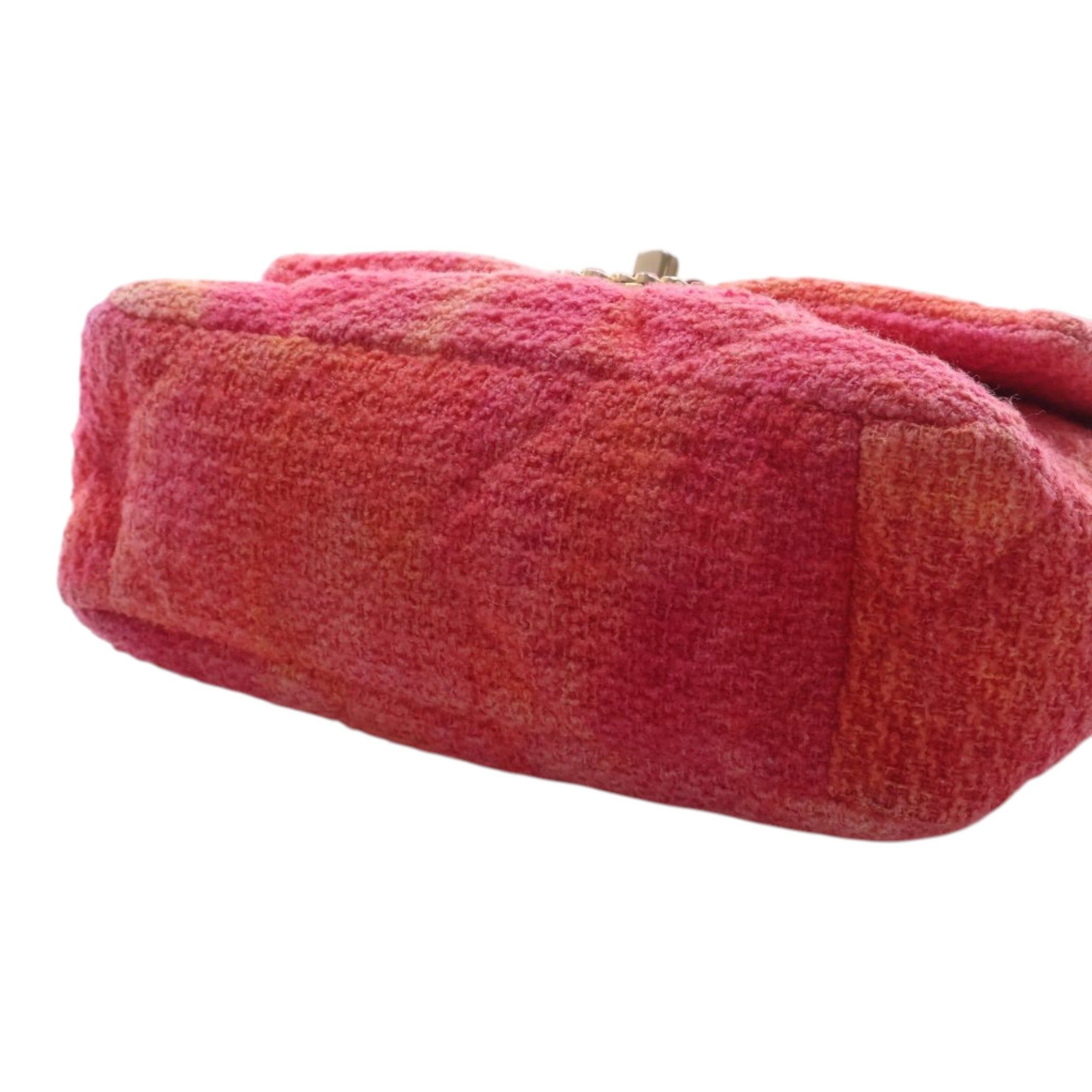 Chanel Medium Tweed Ombre 19 Flap Size ONE SIZE - 13 Thumbnail