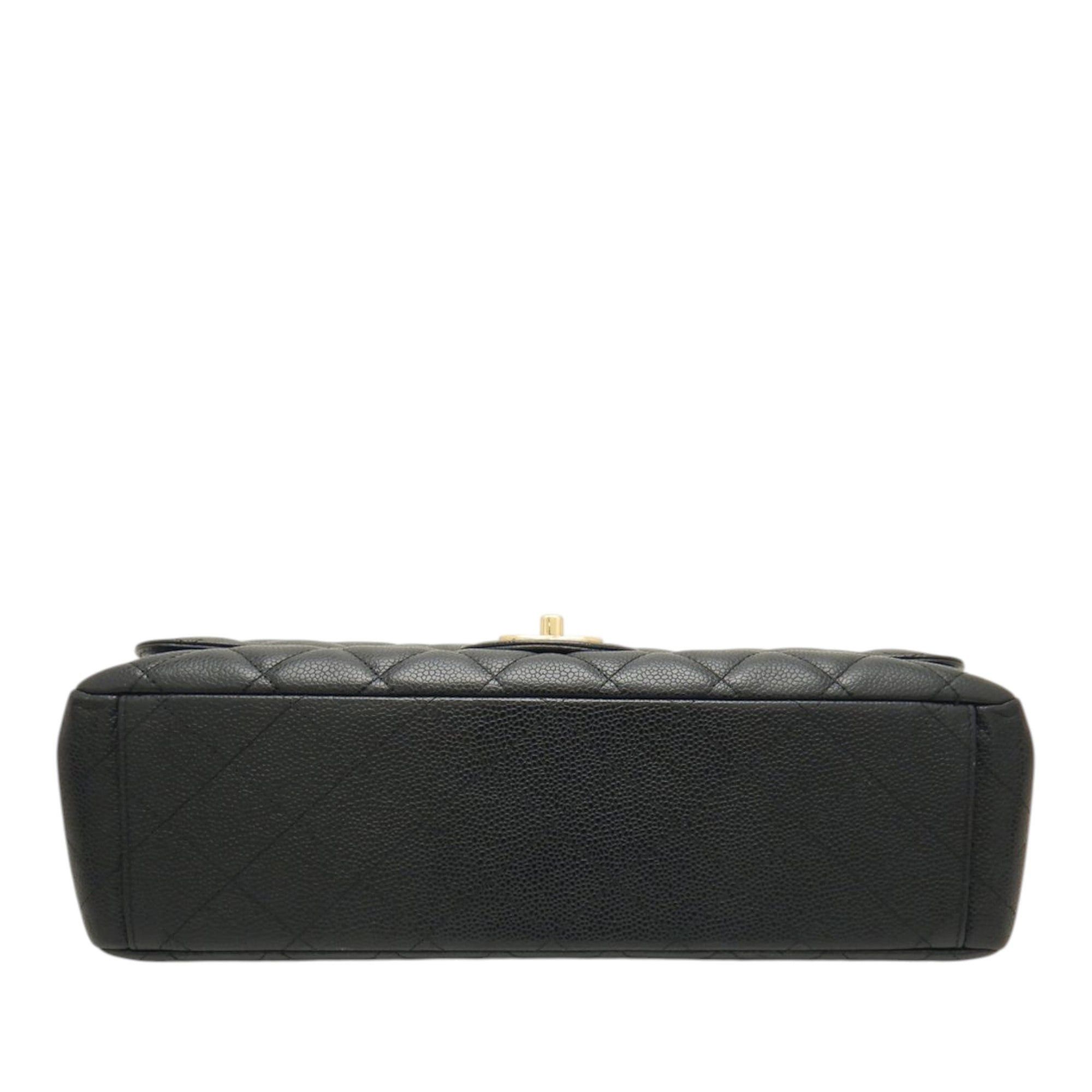 Chanel Maxi Classic Caviar Double Flap Size ONE SIZE - 3 Thumbnail