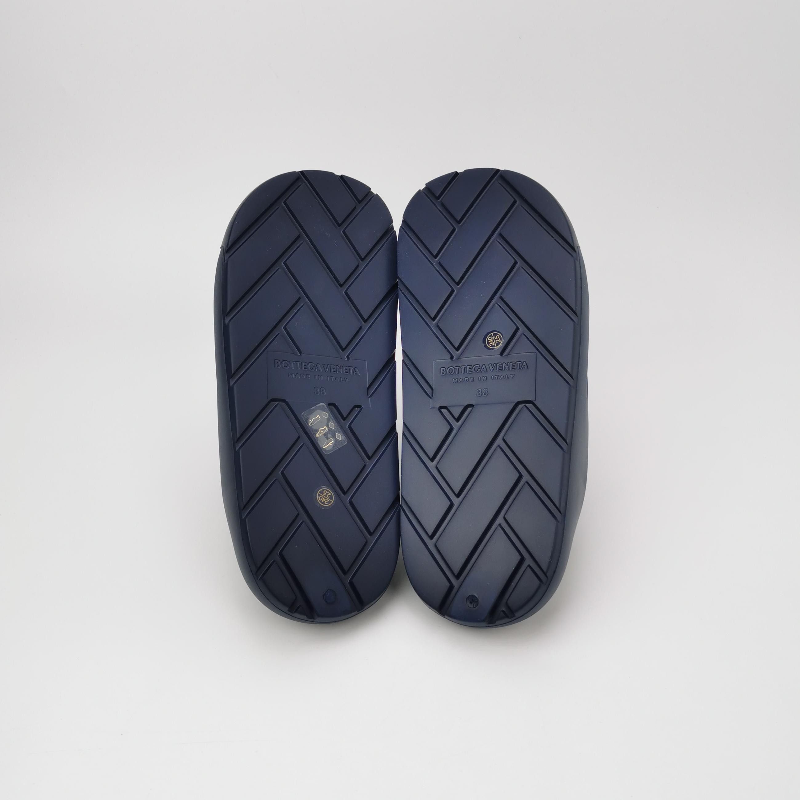 Bottega Veneta Bottega Veneta Men 5.5 Sandals Size US 5.5 / EU 38 - 5 Thumbnail