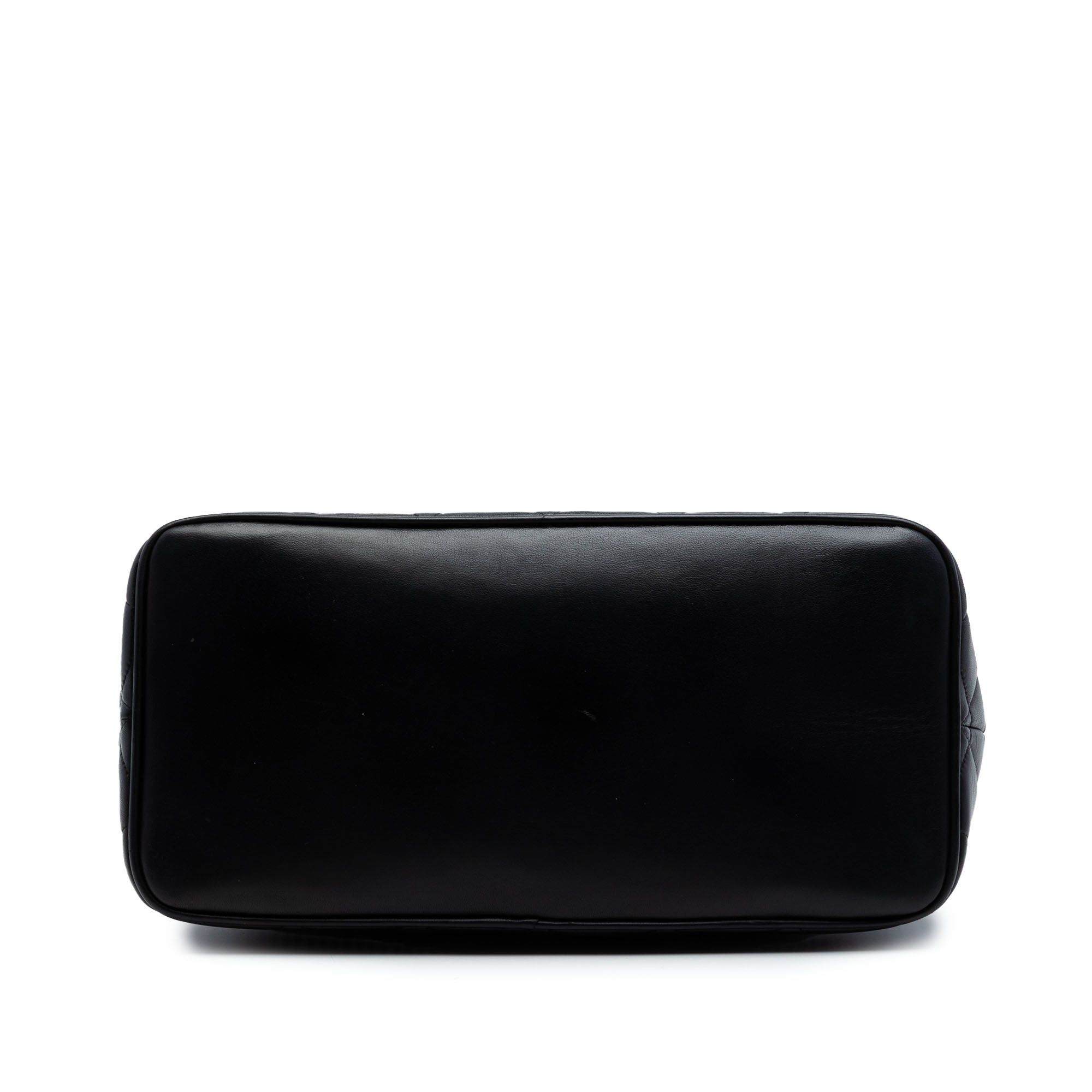 Chanel Lambskin Medallion Tote Size ONE SIZE - 3 Thumbnail