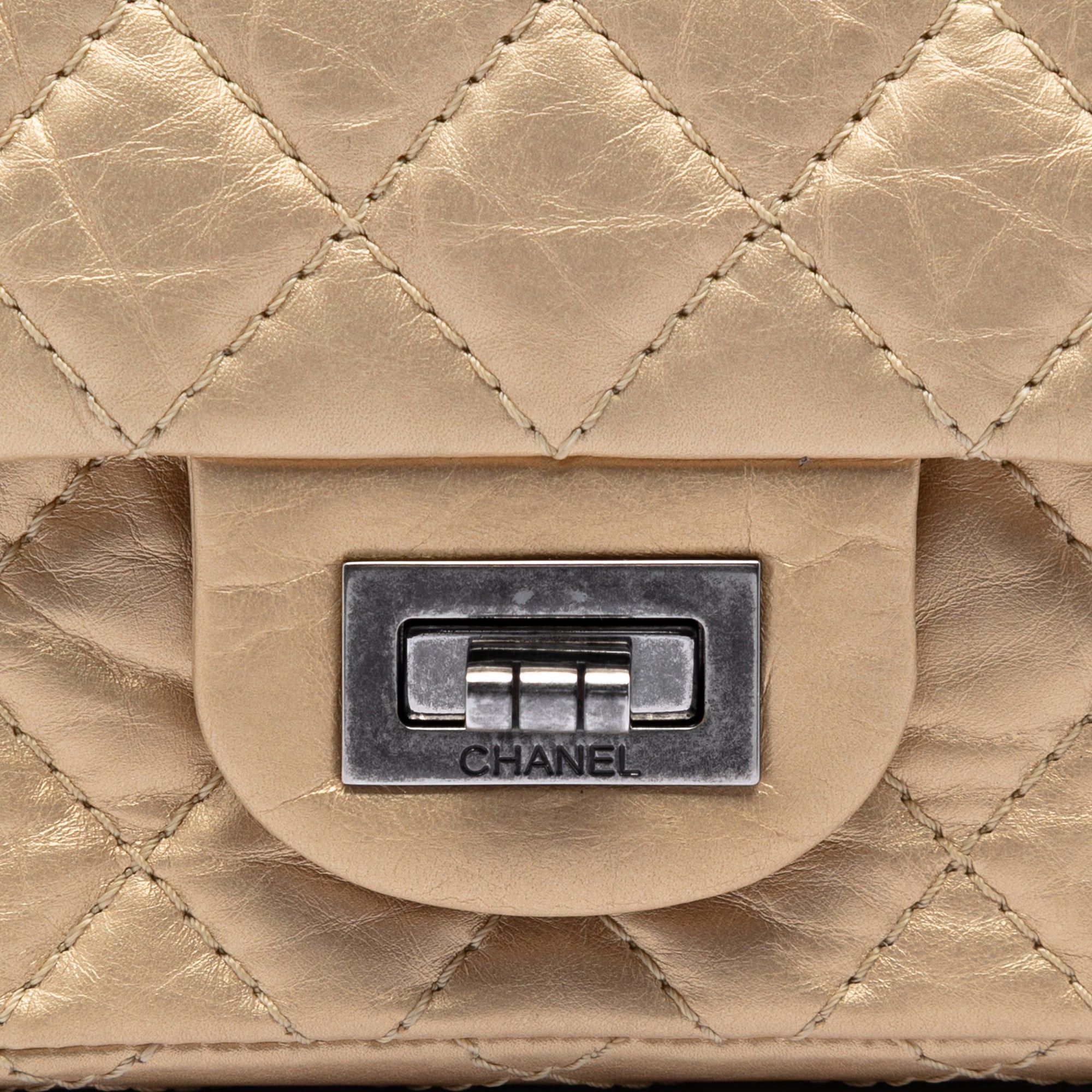 Chanel Quilted Aged Calfskin Reissue 2.55 Double Flap 224 Size ONE SIZE - 5 Thumbnail