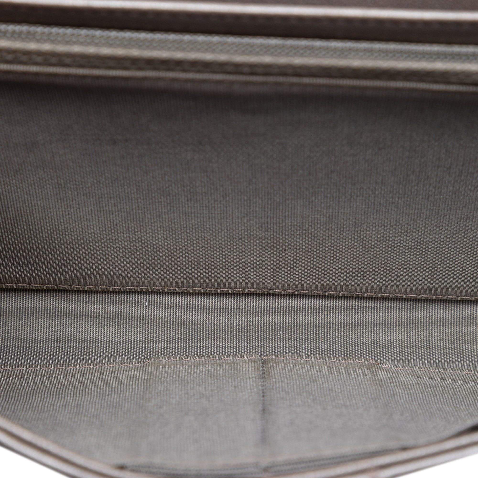 Chanel Quilted Metallic Lambskin Boy Clutch On Chain Size ONE SIZE - 4 Thumbnail