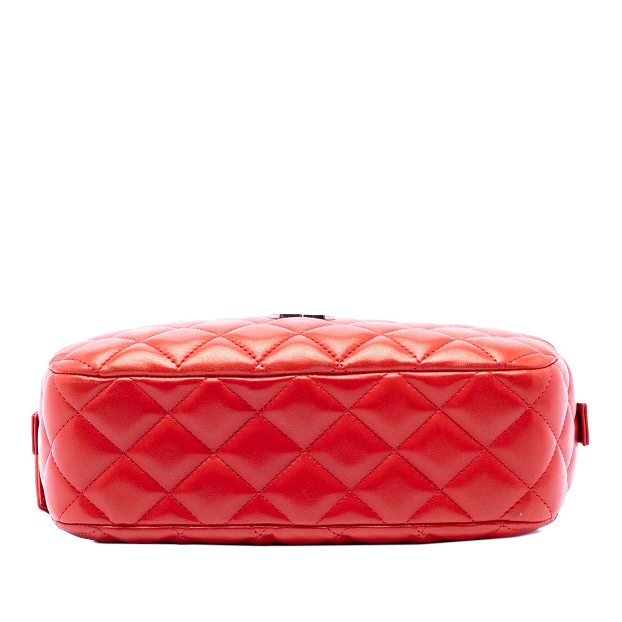Chanel Quilted Lambskin Camera Bag Size ONE SIZE - 3 Thumbnail