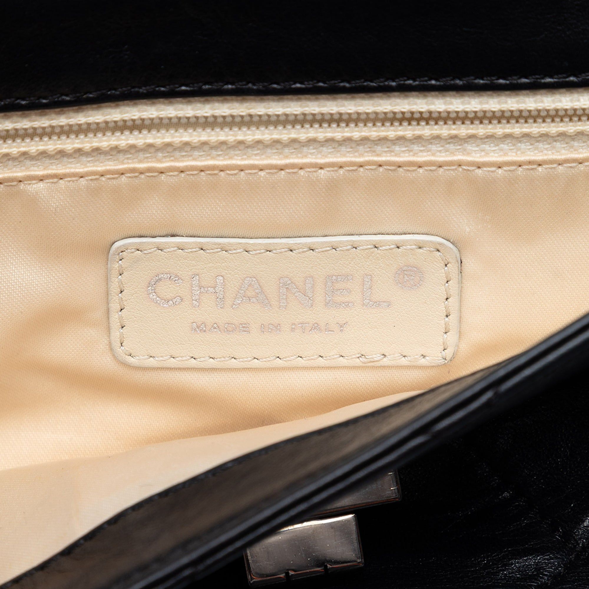 Chanel Quilted Lambskin Reissue East West Flap Size ONE SIZE - 5 Thumbnail