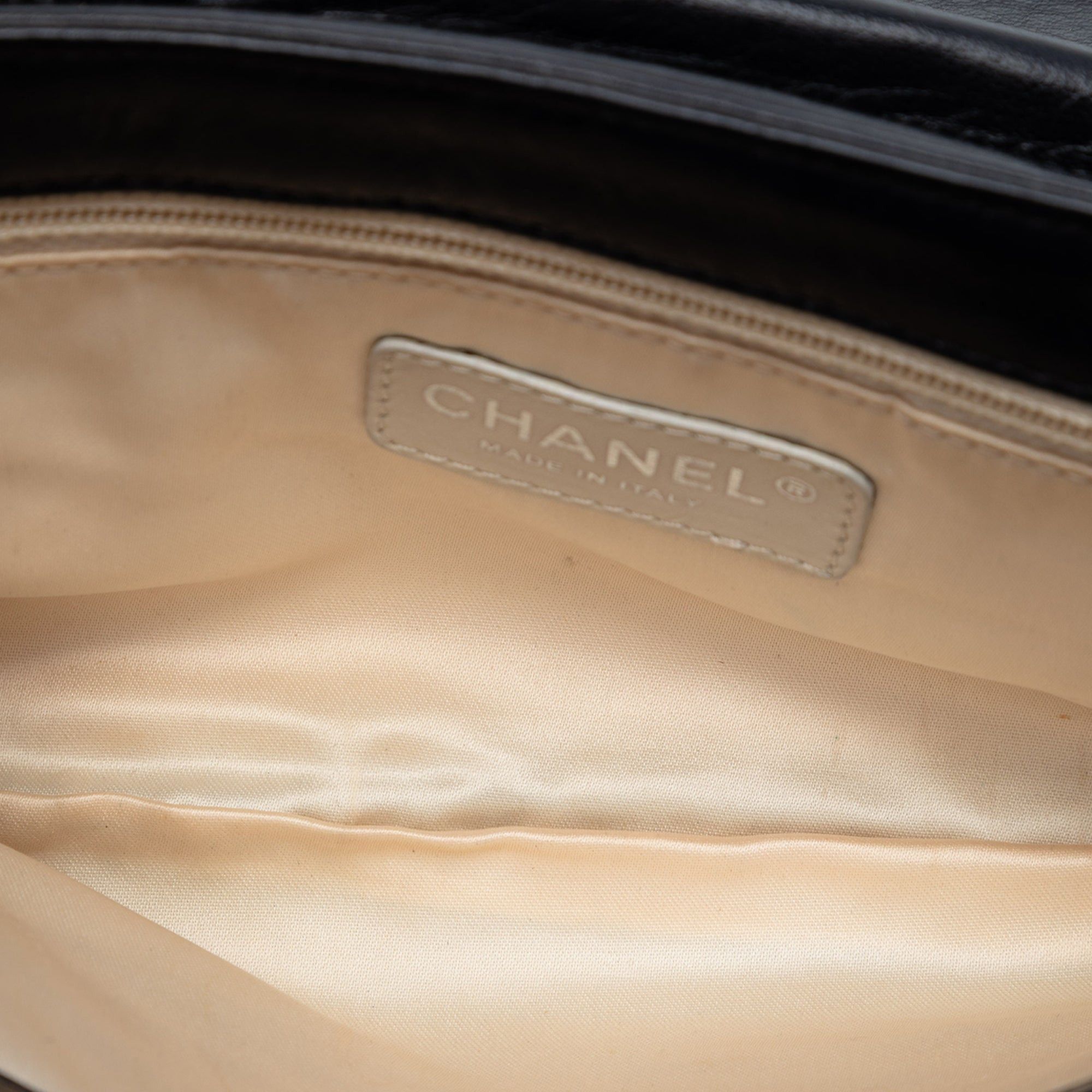 Chanel Quilted Lambskin Reissue East West Flap Size ONE SIZE - 4 Thumbnail