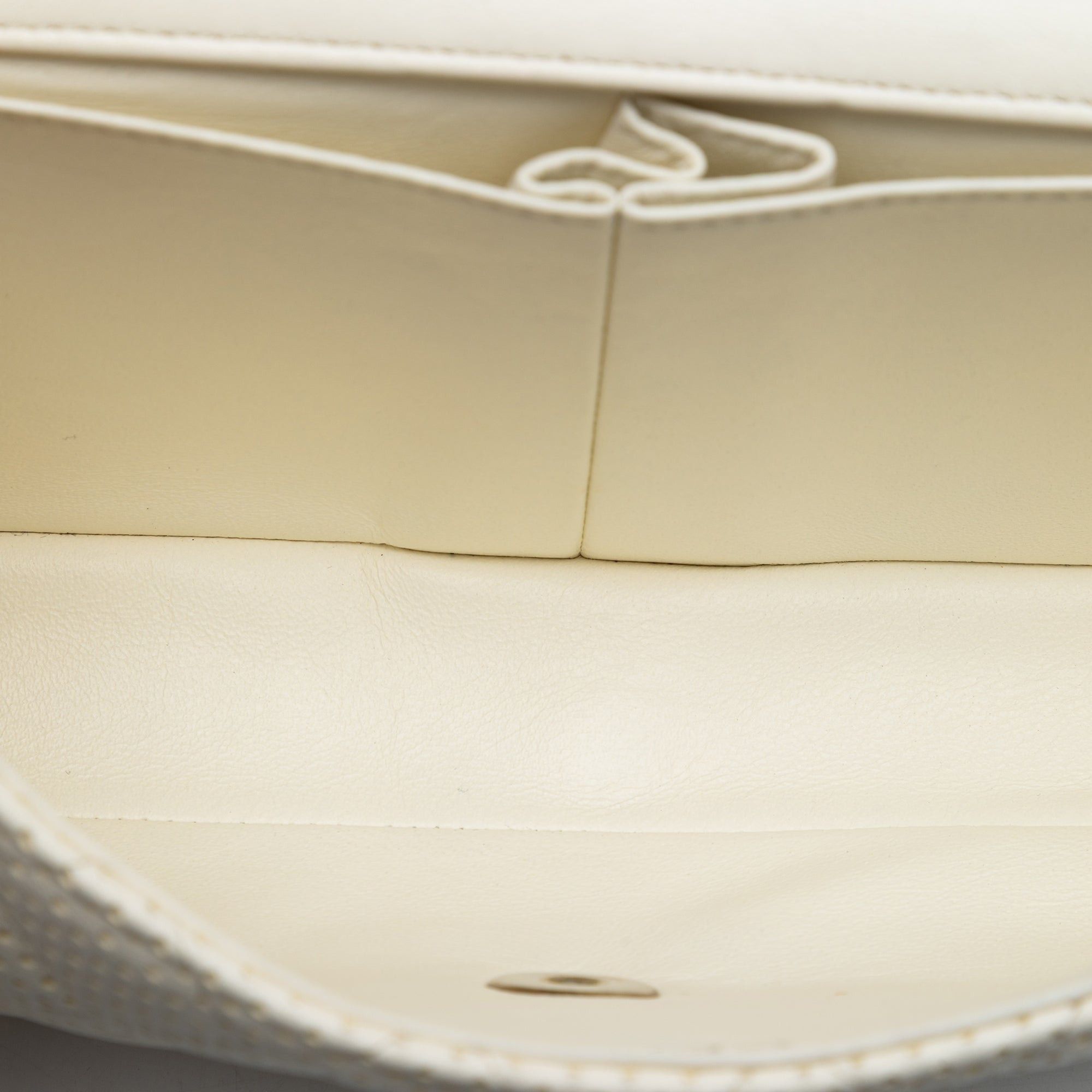 Chanel Classic Perforated Lambskin East West Flap Size ONE SIZE - 4 Thumbnail