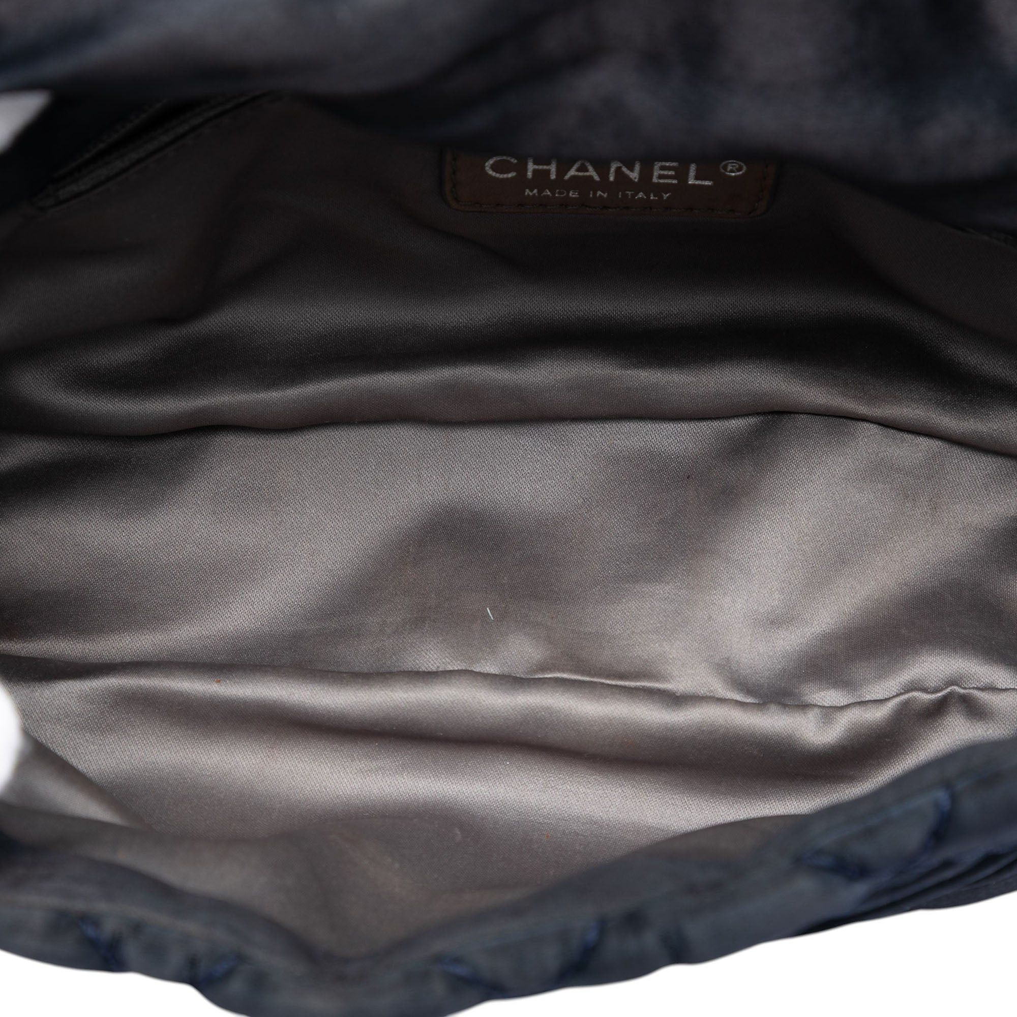 Chanel Medium CC Quilted Satin Single Flap Size ONE SIZE - 4 Thumbnail