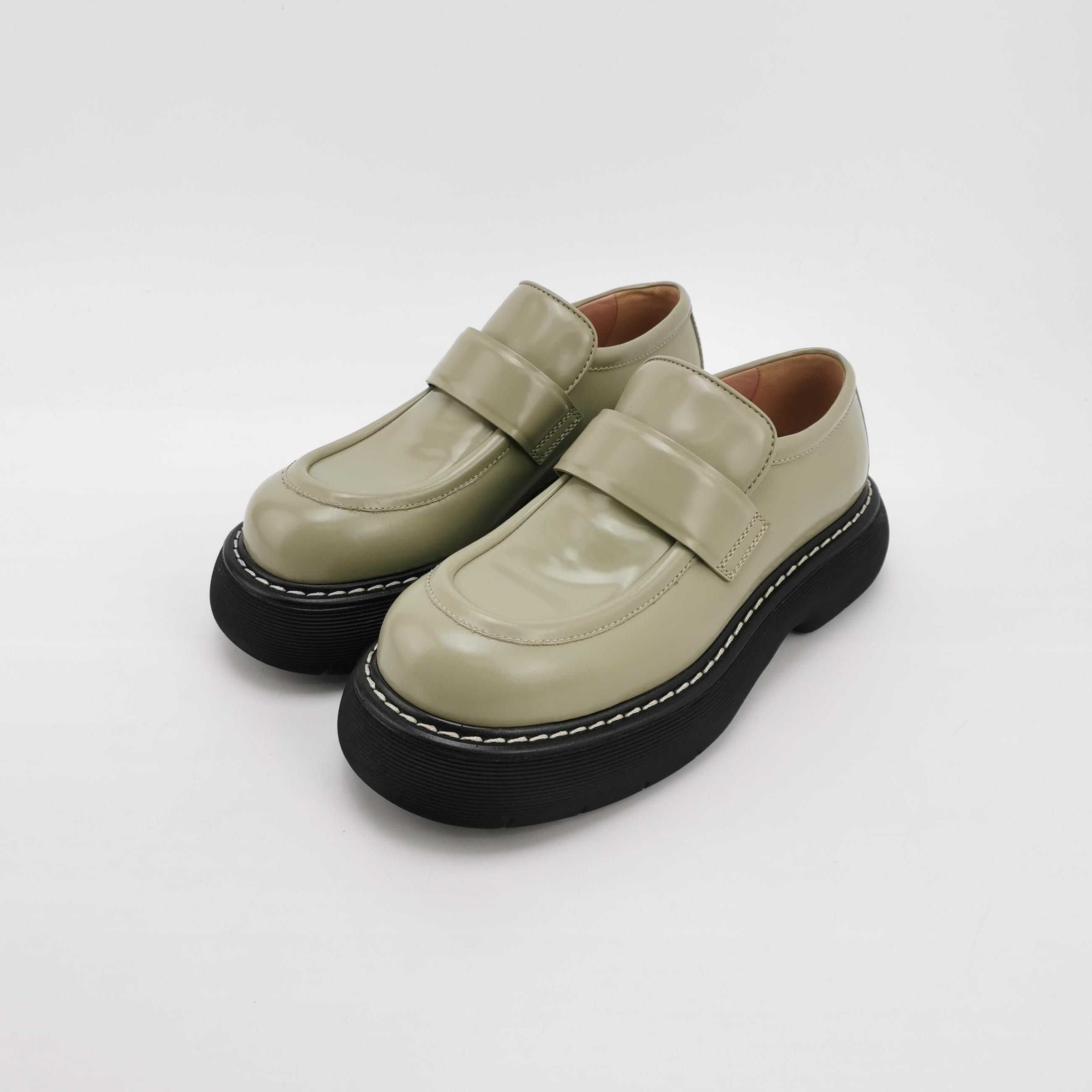 Bottega Veneta Bottega Veneta Men 9 Lowtop Sneakers Size US 9 / EU 42 - 2 Thumbnail