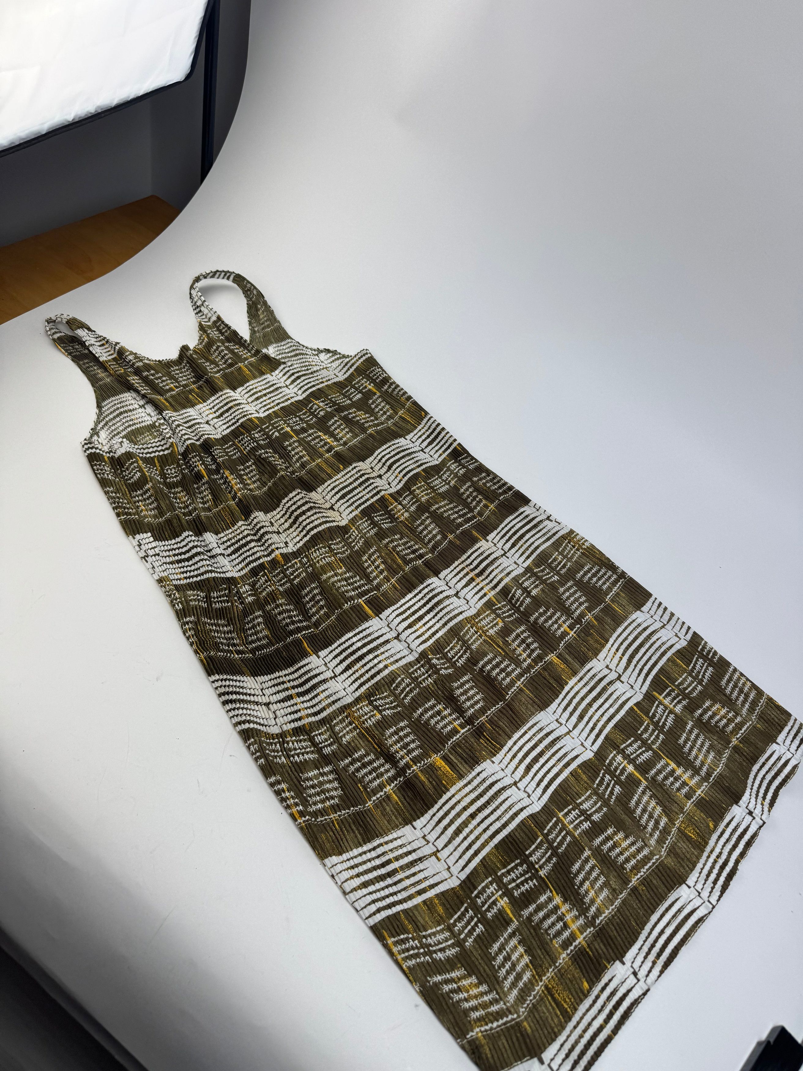 Issey Miyake Vintage Pleats Please Sleeveless Dress Olive Abstract Print Size M / US 6-8 / IT 42-44 - 4 Thumbnail