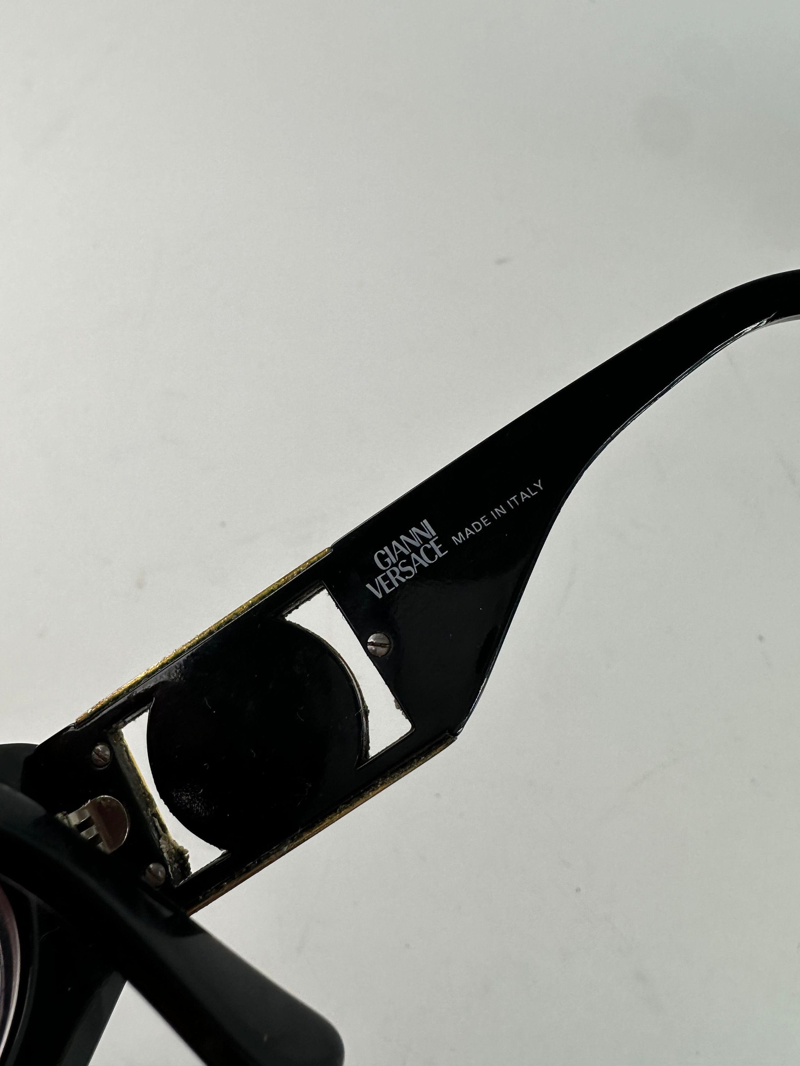 Versace Vintage Gianni Sunglasses Black Acetate Gold Medusa Size ONE SIZE - 3 Thumbnail