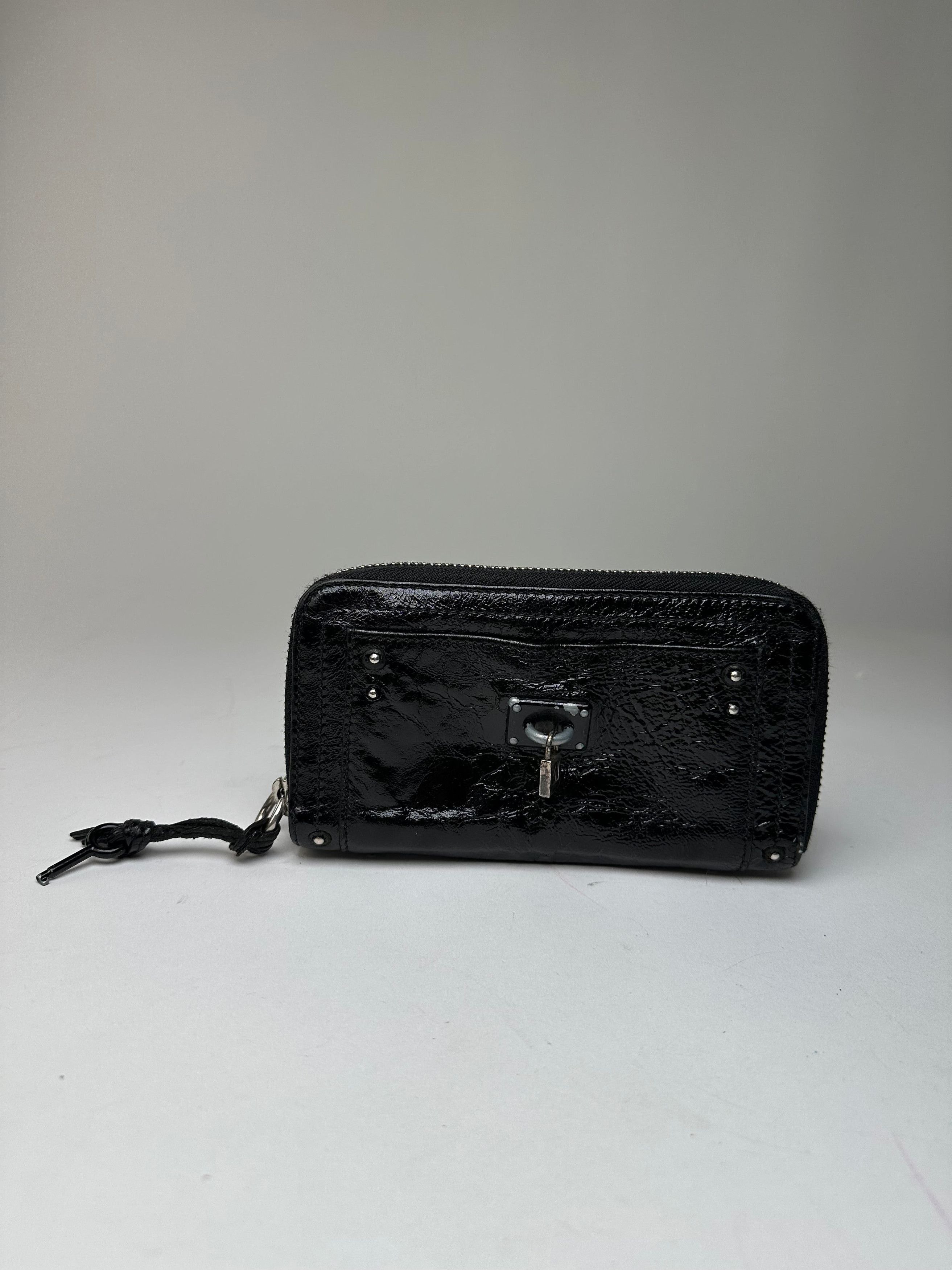 Chloe Vintage Patent Leather Zip-Around Continental Wallet Black Size ONE SIZE - 10 Thumbnail