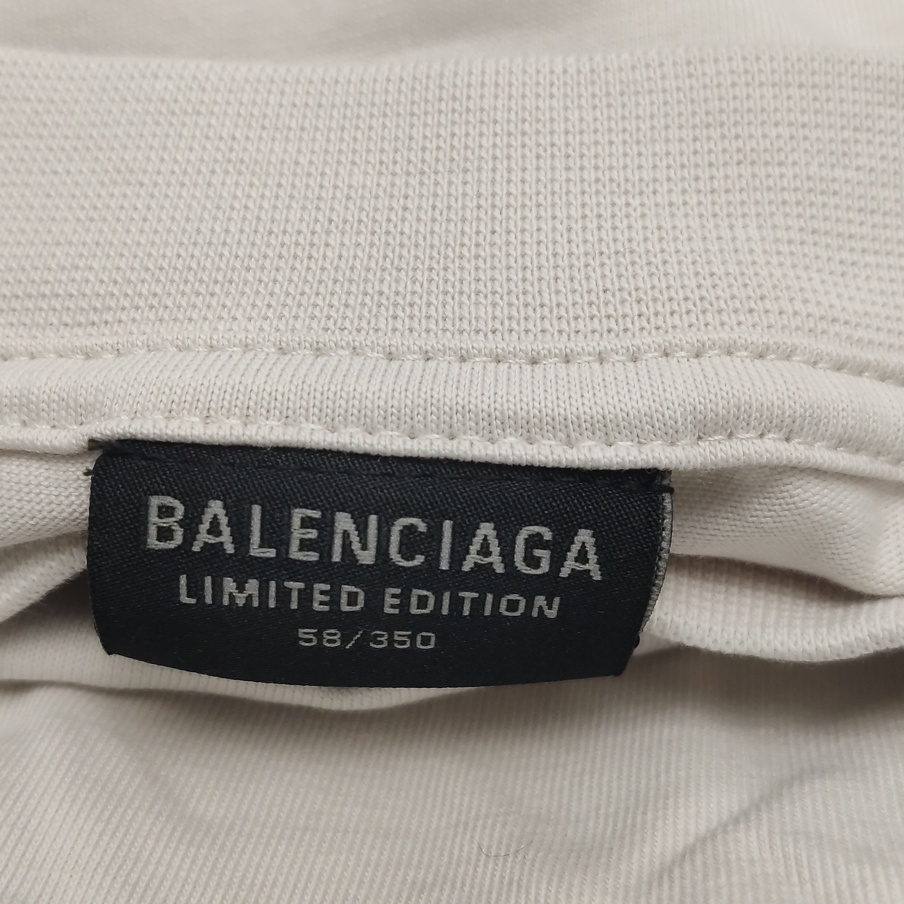 Balenciaga Balenciaga Men xs Short Sleeve Shirts Size US XS / EU 42 / 0 - 5 Thumbnail