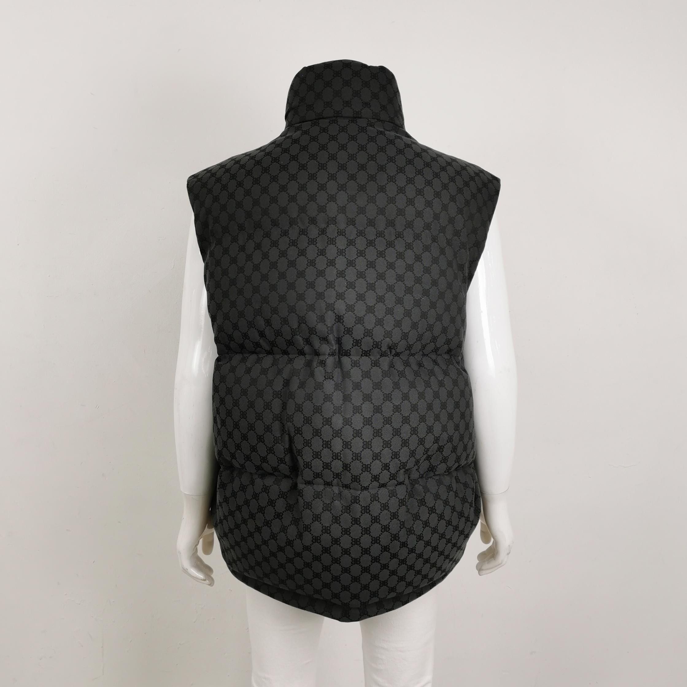 Balenciaga Balenciaga Men s Vests Size US S / EU 44-46 / 1 - 2 Thumbnail