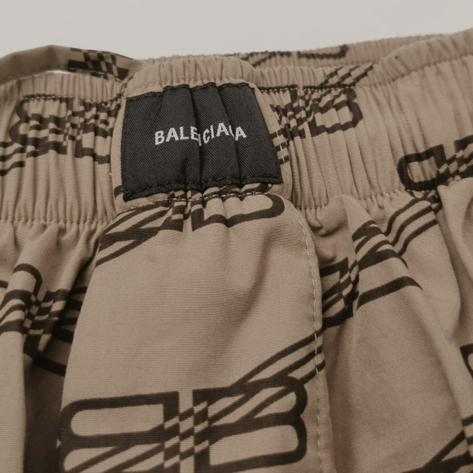 Balenciaga Balenciaga Men 30 Shorts Size US 30 / EU 46 - 3 Thumbnail