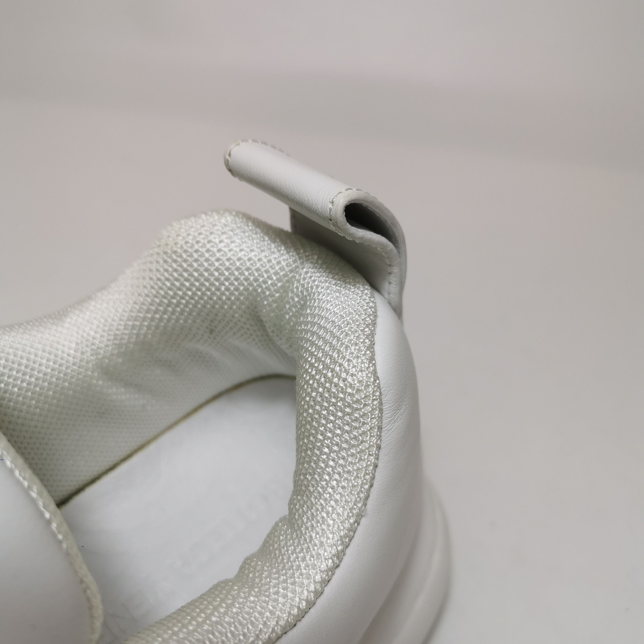 Bottega Veneta Bottega Veneta Men 10 Lowtop Sneakers Size US 10 / EU 43 - 8 Thumbnail