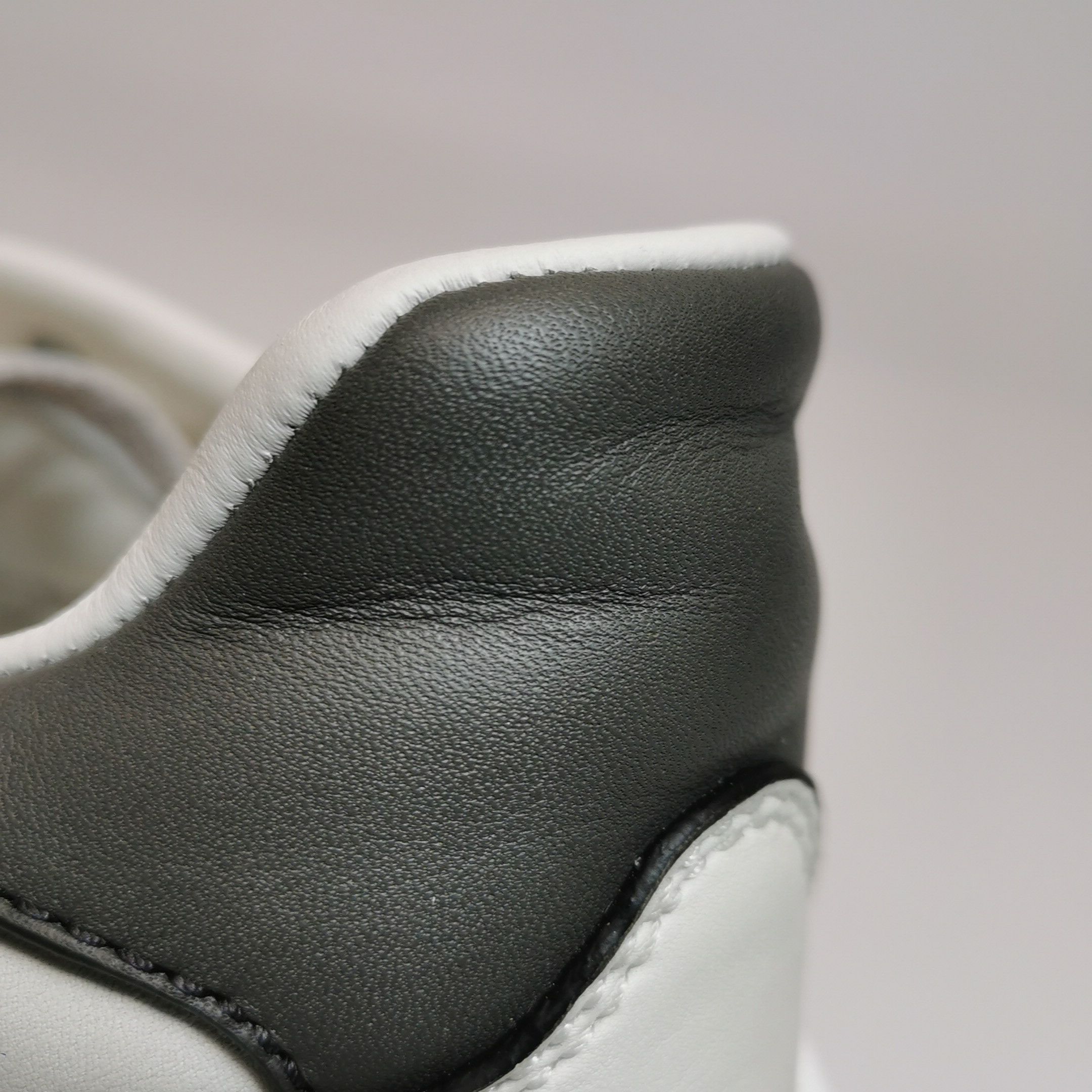 Bottega Veneta Bottega Veneta Men 10 Lowtop Sneakers Size US 10 / EU 43 - 11 Thumbnail