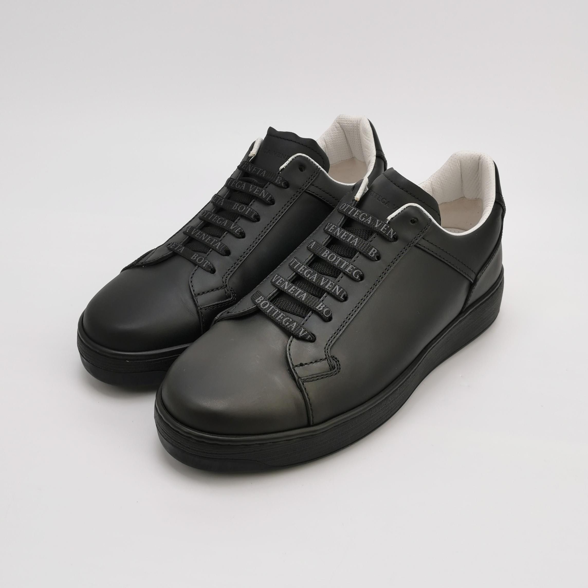 Bottega Veneta Bottega Veneta Men 9 Lowtop Sneakers Size US 9 / EU 42 - 2 Thumbnail