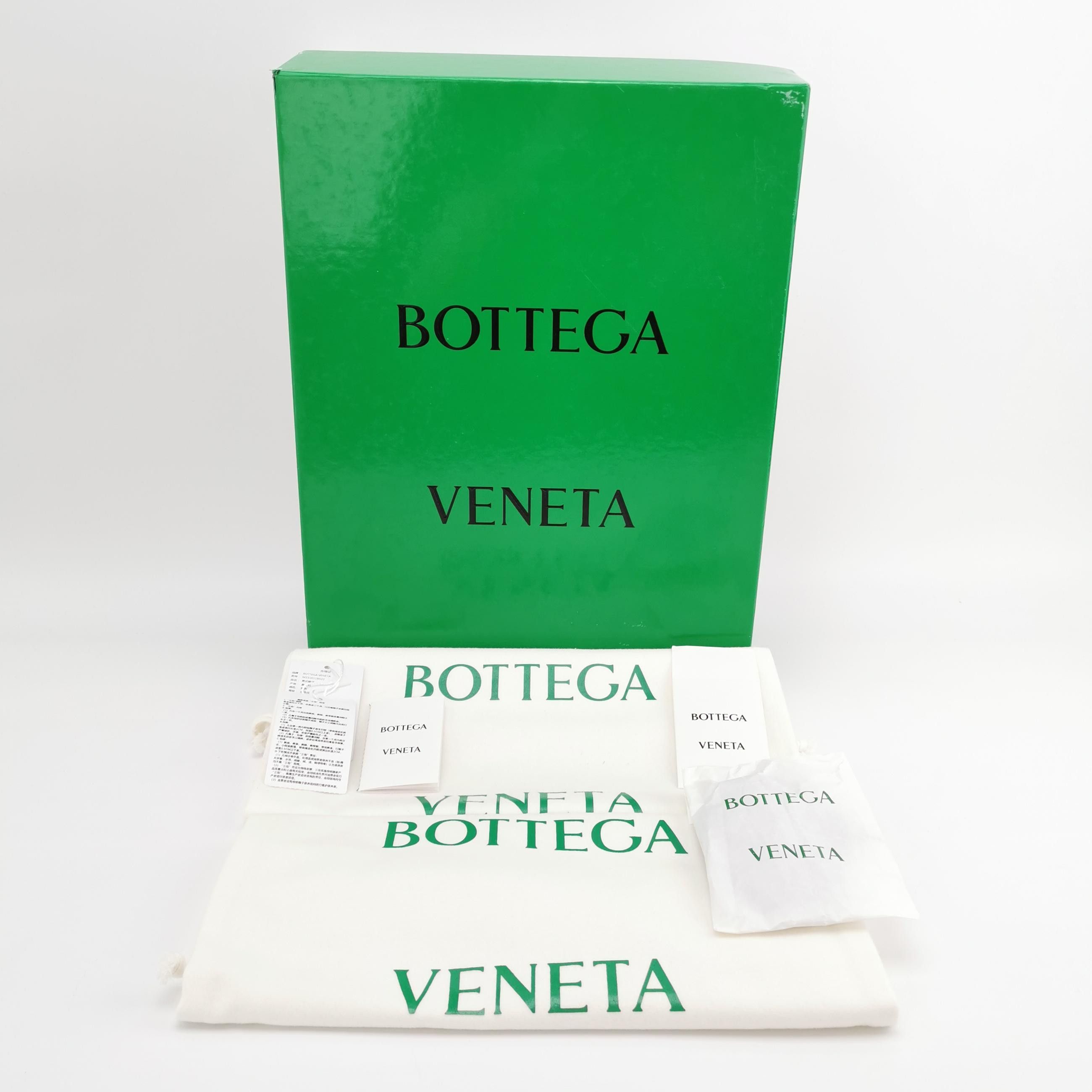 Bottega Veneta Bottega Veneta Men 7 Leather Size US 7 / EU 40 - 12 Thumbnail
