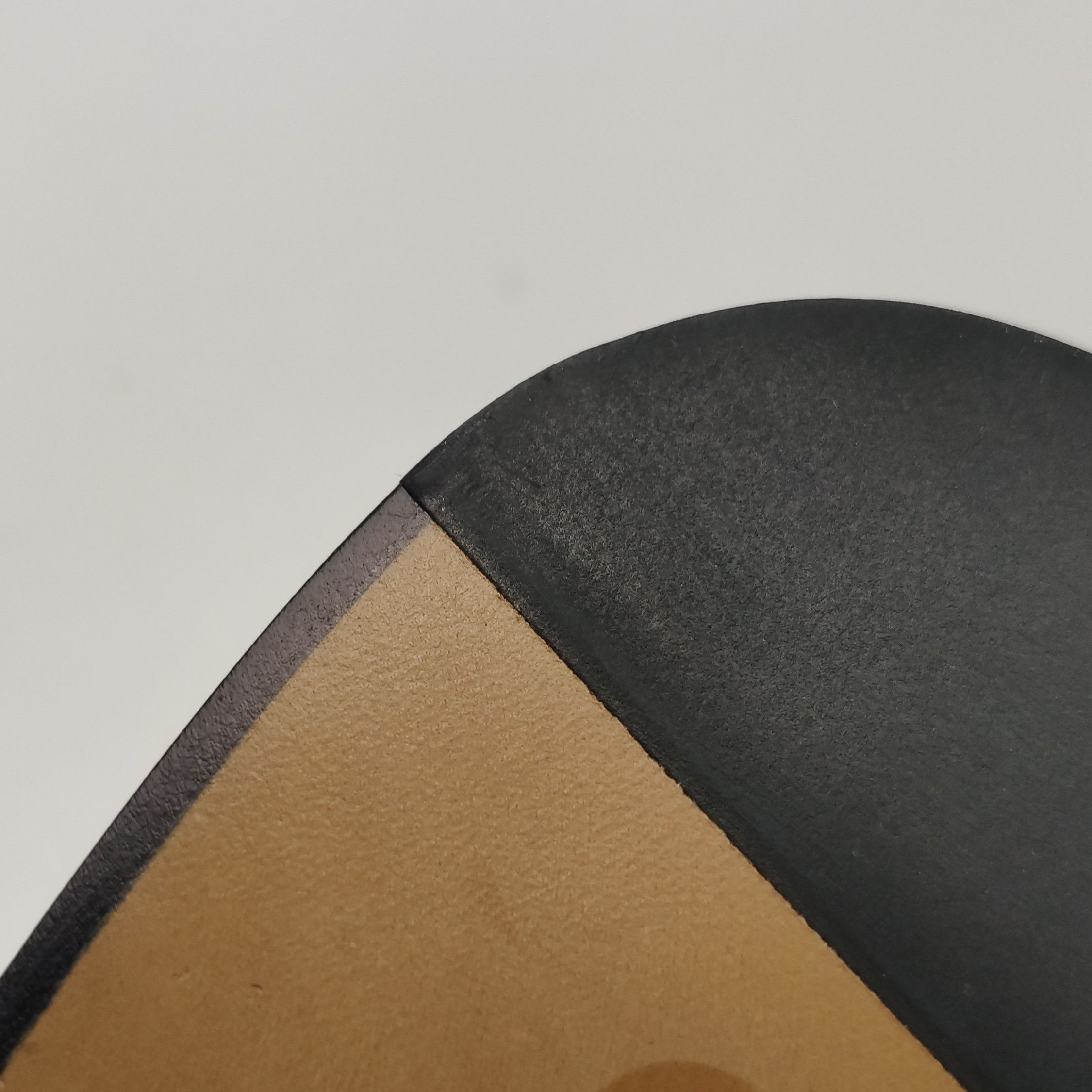 Gucci Gucci Men 5.5 Leather Size US 5.5 / EU 38 - 19 Thumbnail