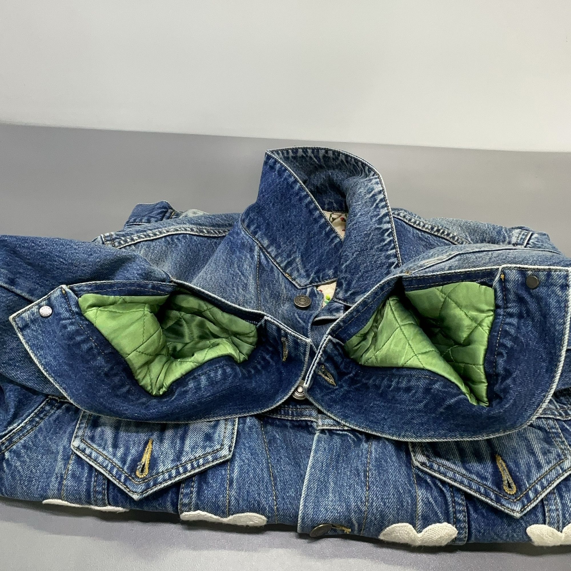 Gucci Gucci NY Patch Floral Denim Jacket Size IT 44 Size M / US 6-8 / IT 42-44 - 6 Thumbnail