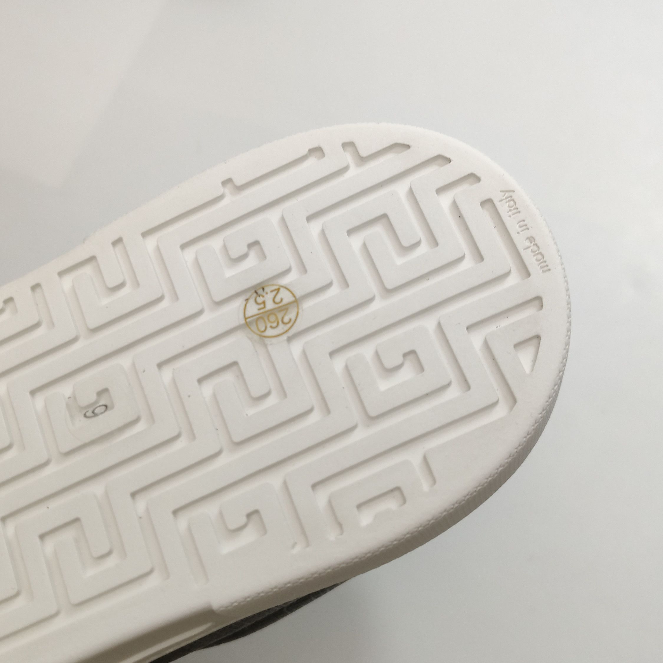 Gucci Gucci Men 7 Lowtop Sneakers Size US 7 / EU 40 - 7 Thumbnail