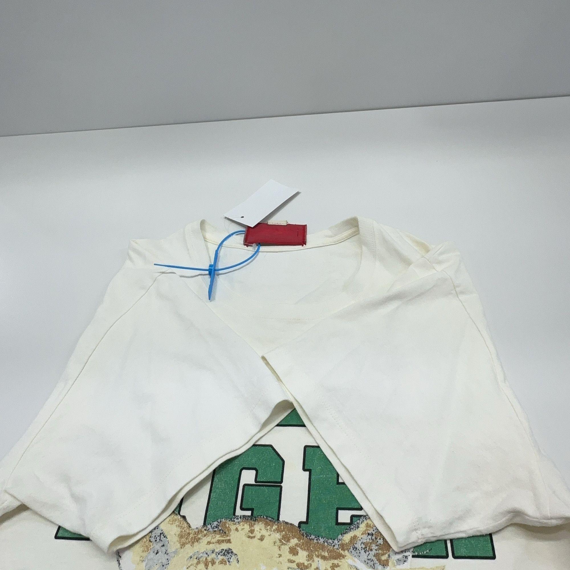 Gucci Gucci Tiger Print T-Shirt White Size XS Size US XS / EU 42 / 0 - 11 Thumbnail