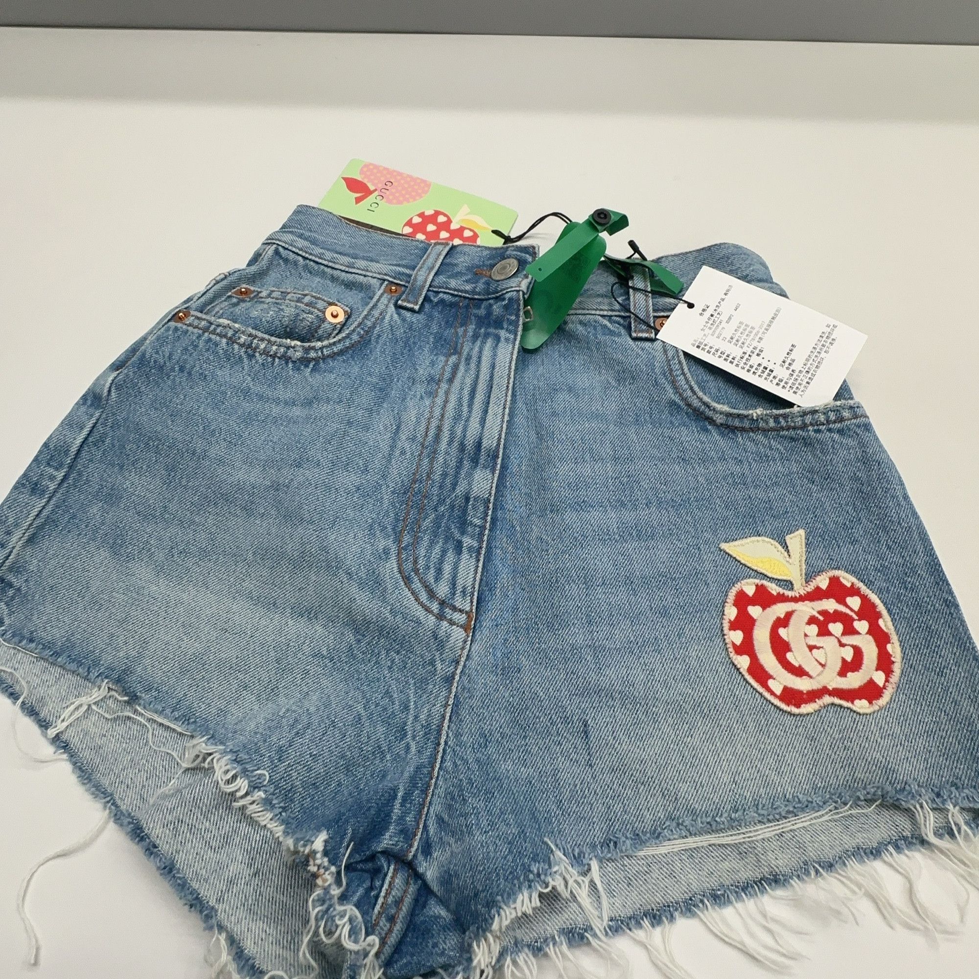 Gucci Gucci Apple Motif Denim Shorts Size 23 Size 23" - 7 Thumbnail