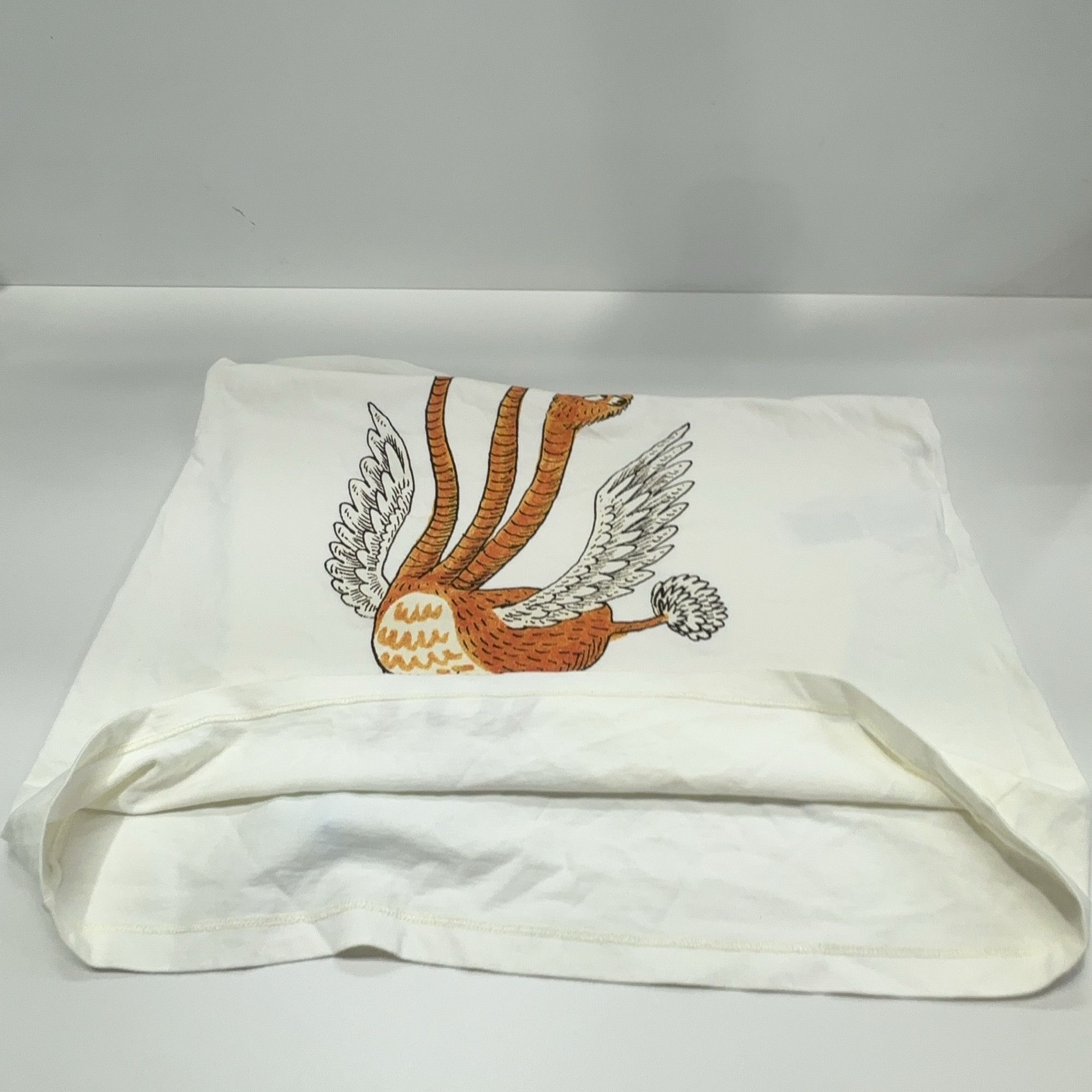 Gucci Gucci ICCUG Print T-Shirt Size S Size US S / EU 44-46 / 1 - 10 Thumbnail