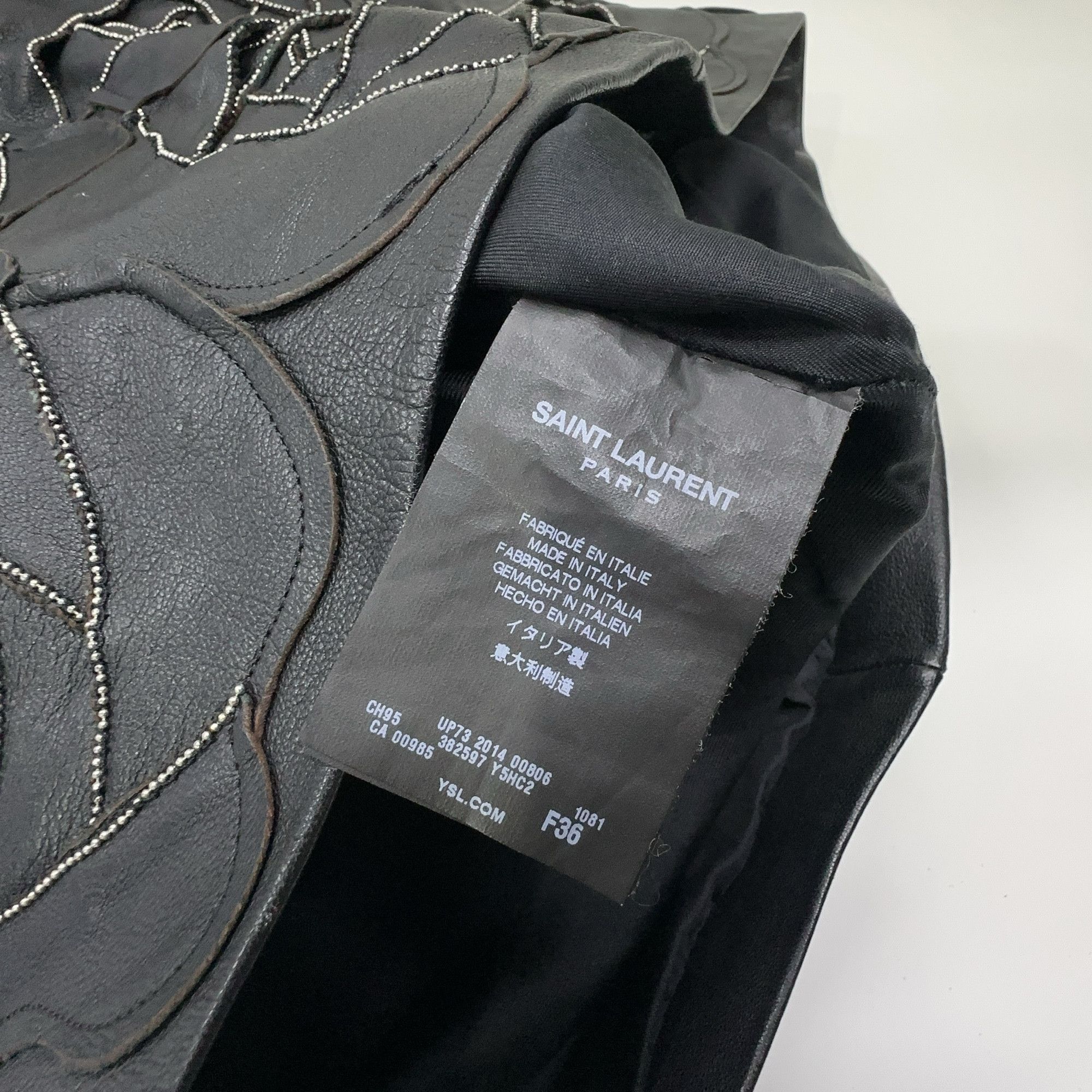 Saint Laurent Paris Saint Laurent Leather Rose Applique Mini Skirt Size 36 Size 26" / US 2 / IT 38 - 3 Thumbnail