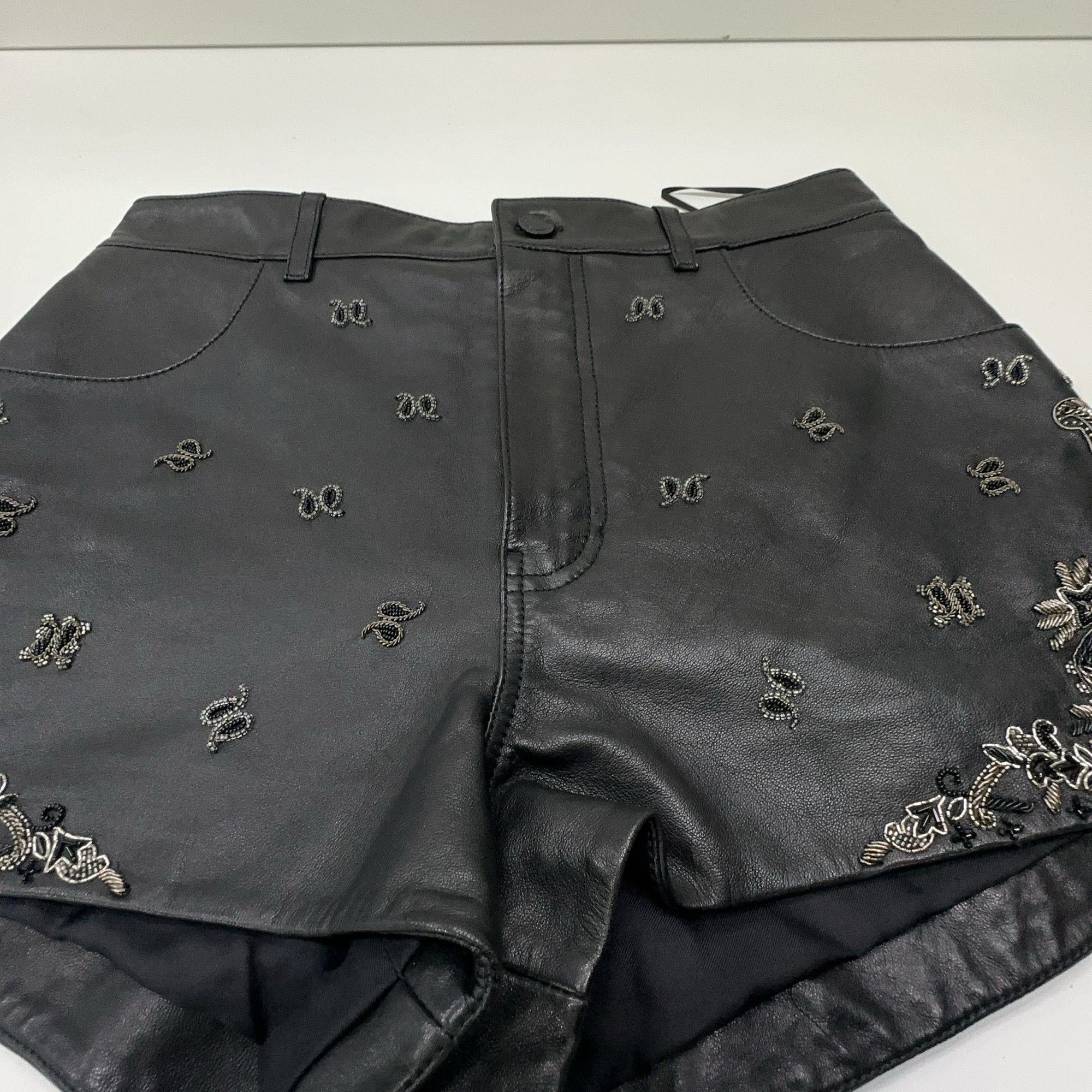 Saint Laurent Paris Saint Laurent Embellished Leather Shorts F38 Size 27" / US 4 / IT 40 - 9 Thumbnail