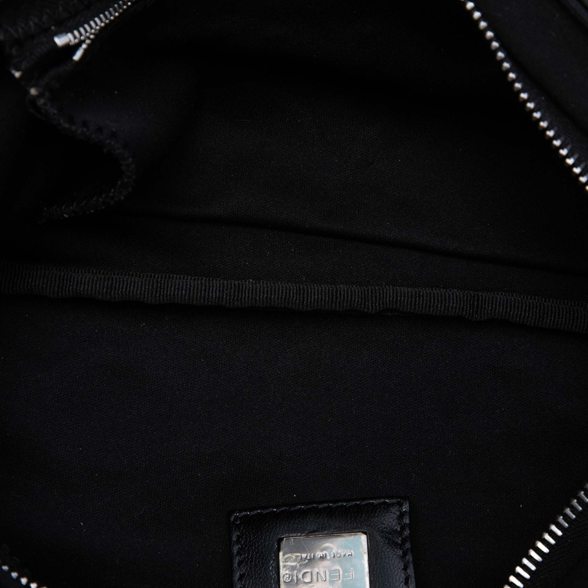 Fendi Jersey Baguette Crossbody Size ONE SIZE - 4 Thumbnail