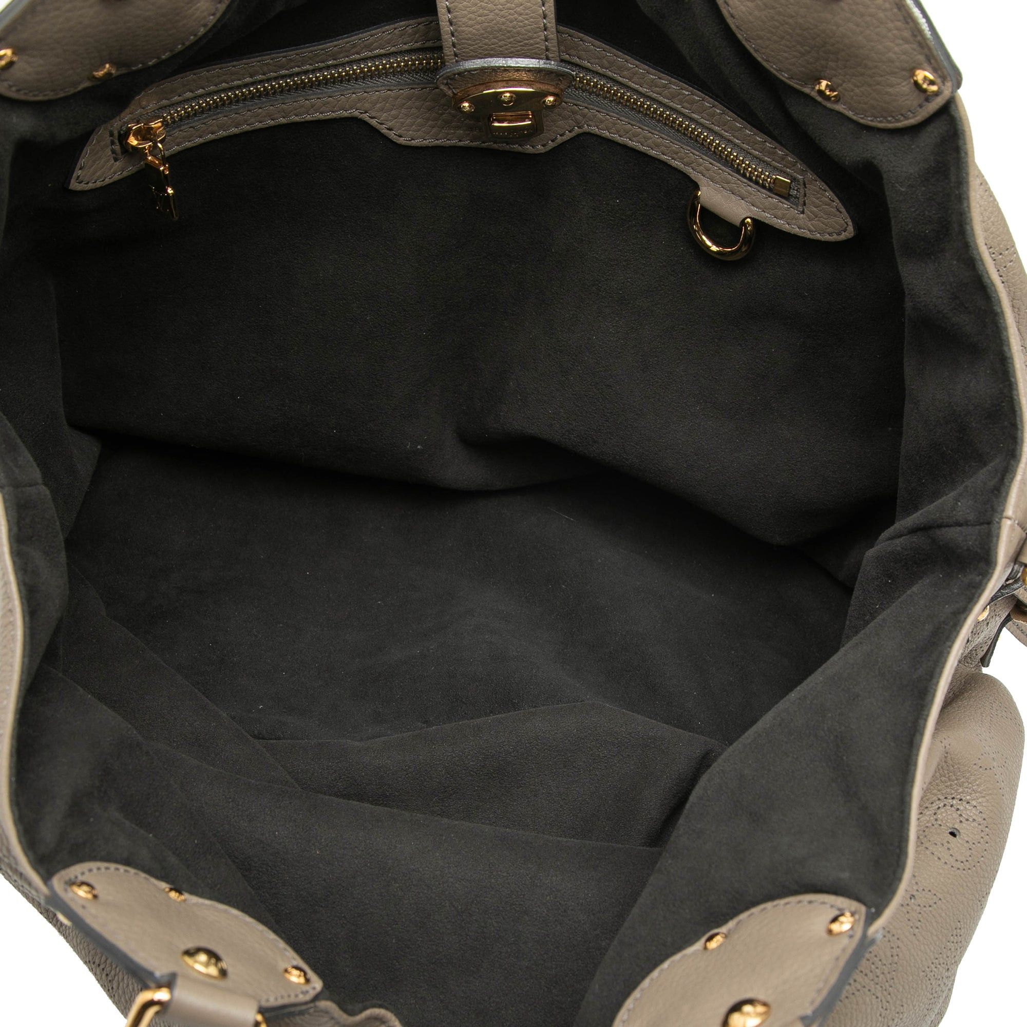 Louis Vuitton Monogram Mahina L Hobo Size ONE SIZE - 4 Thumbnail